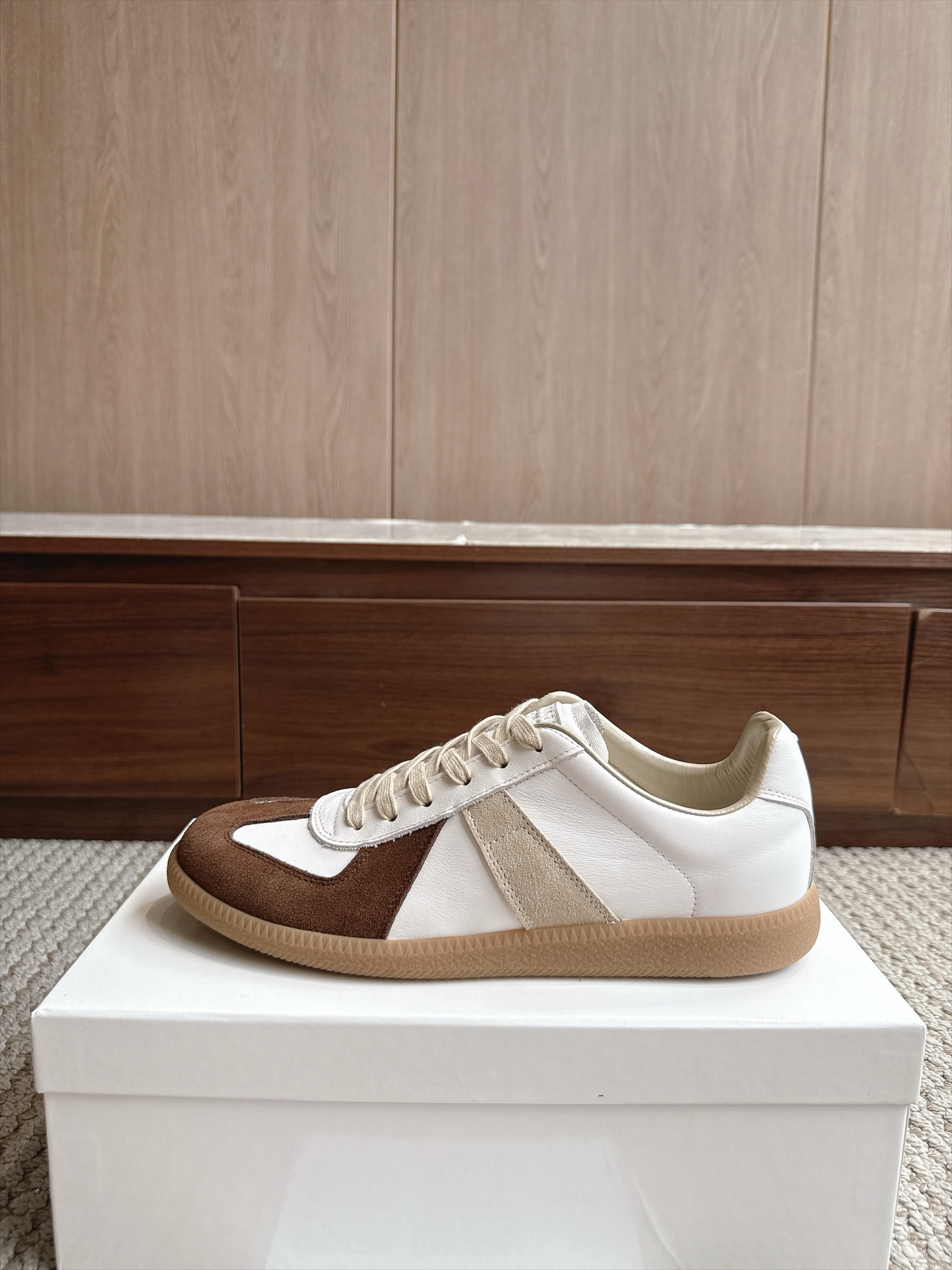 Designer Sneakers