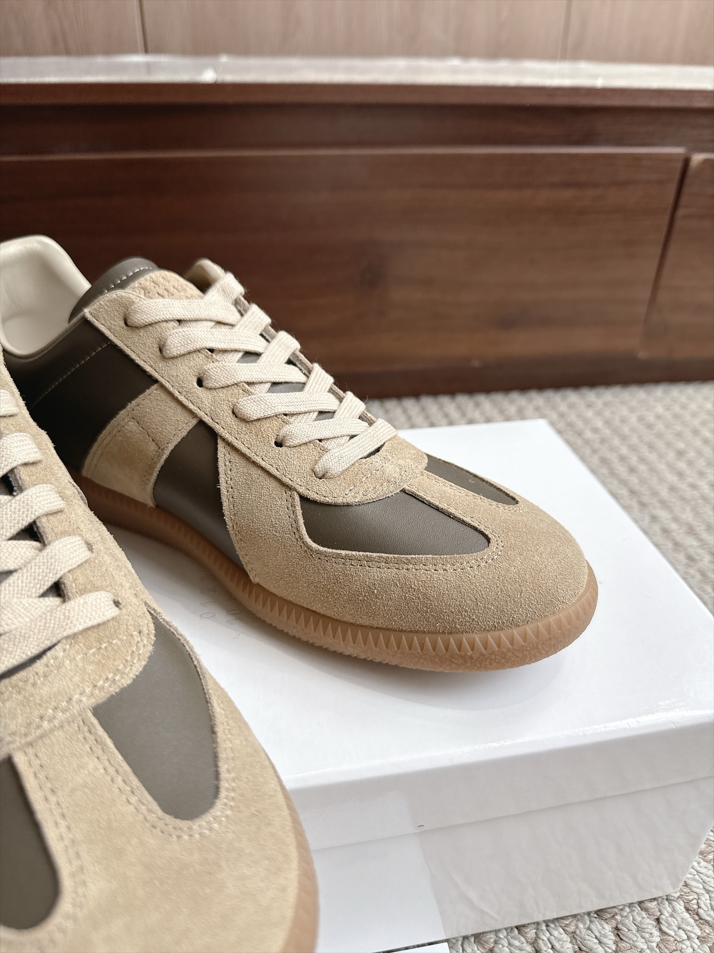 Designer Sneakers