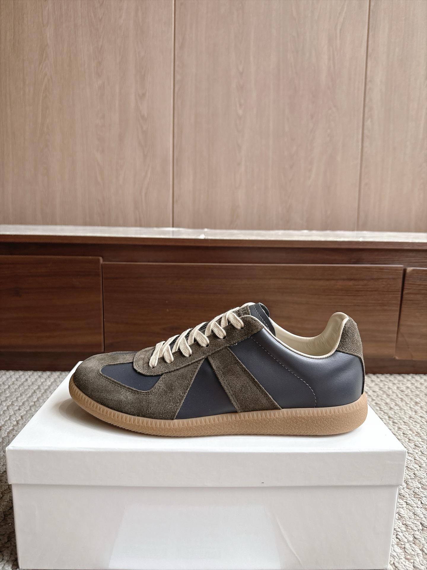 Designer Sneakers