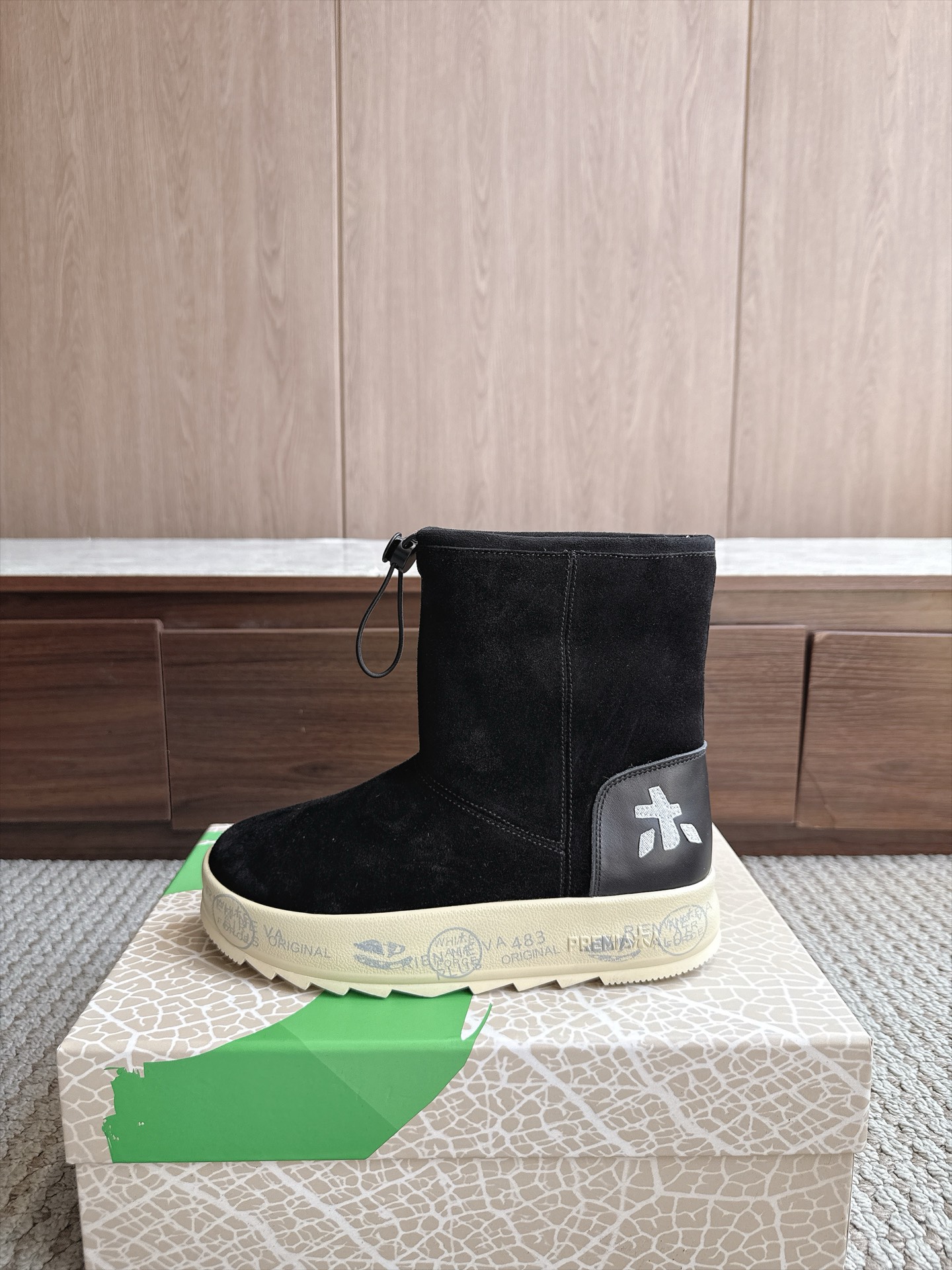 Designer Women Shoes