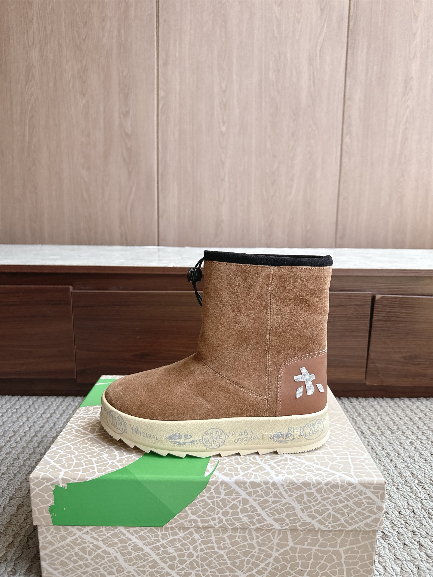 Designer Women Shoes