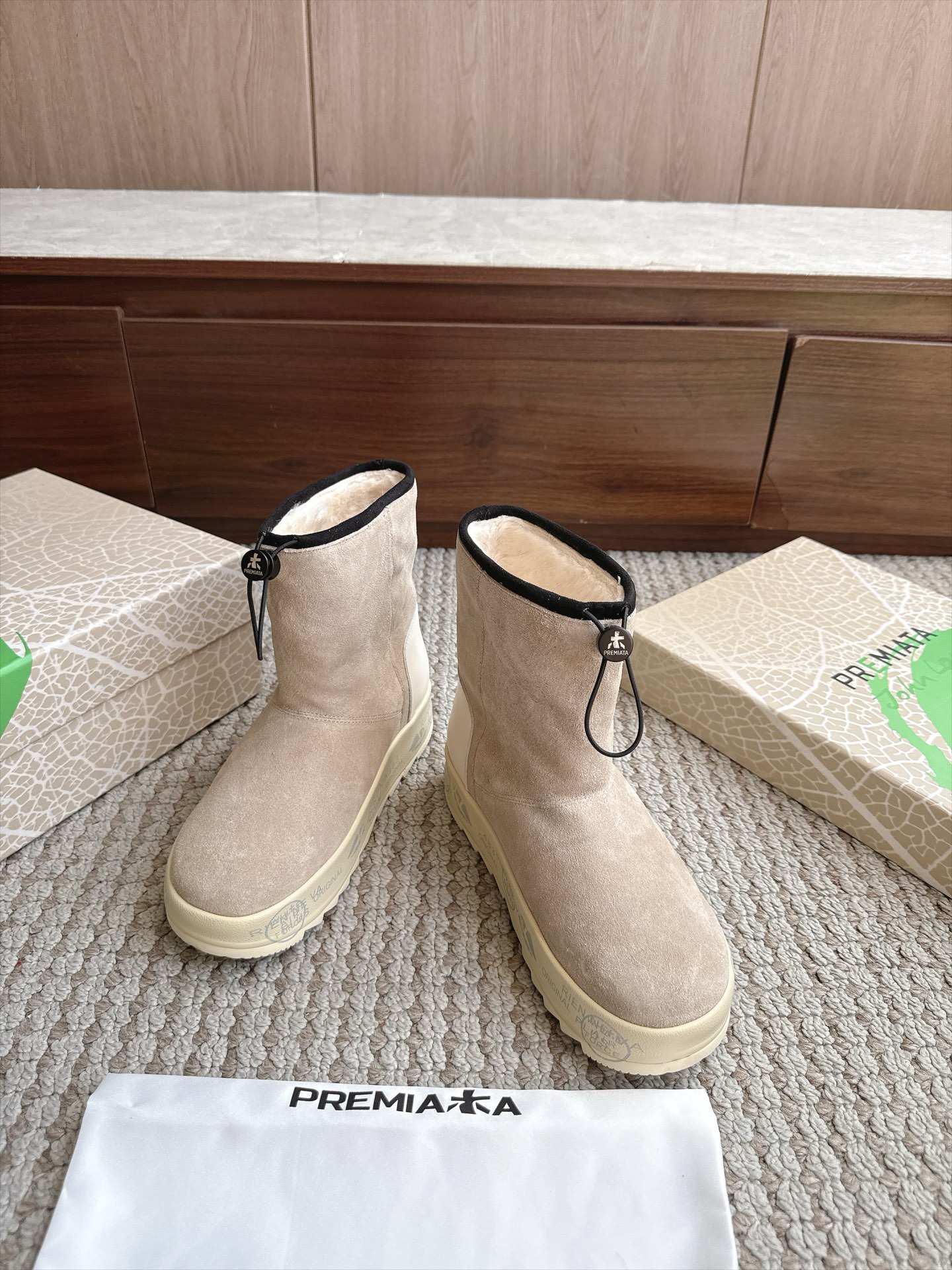 Designer Women Shoes