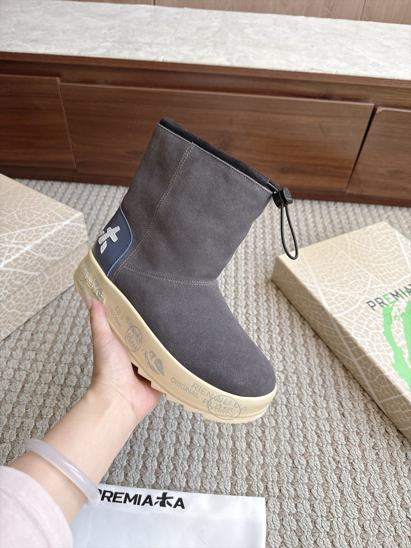 Designer Women Shoes