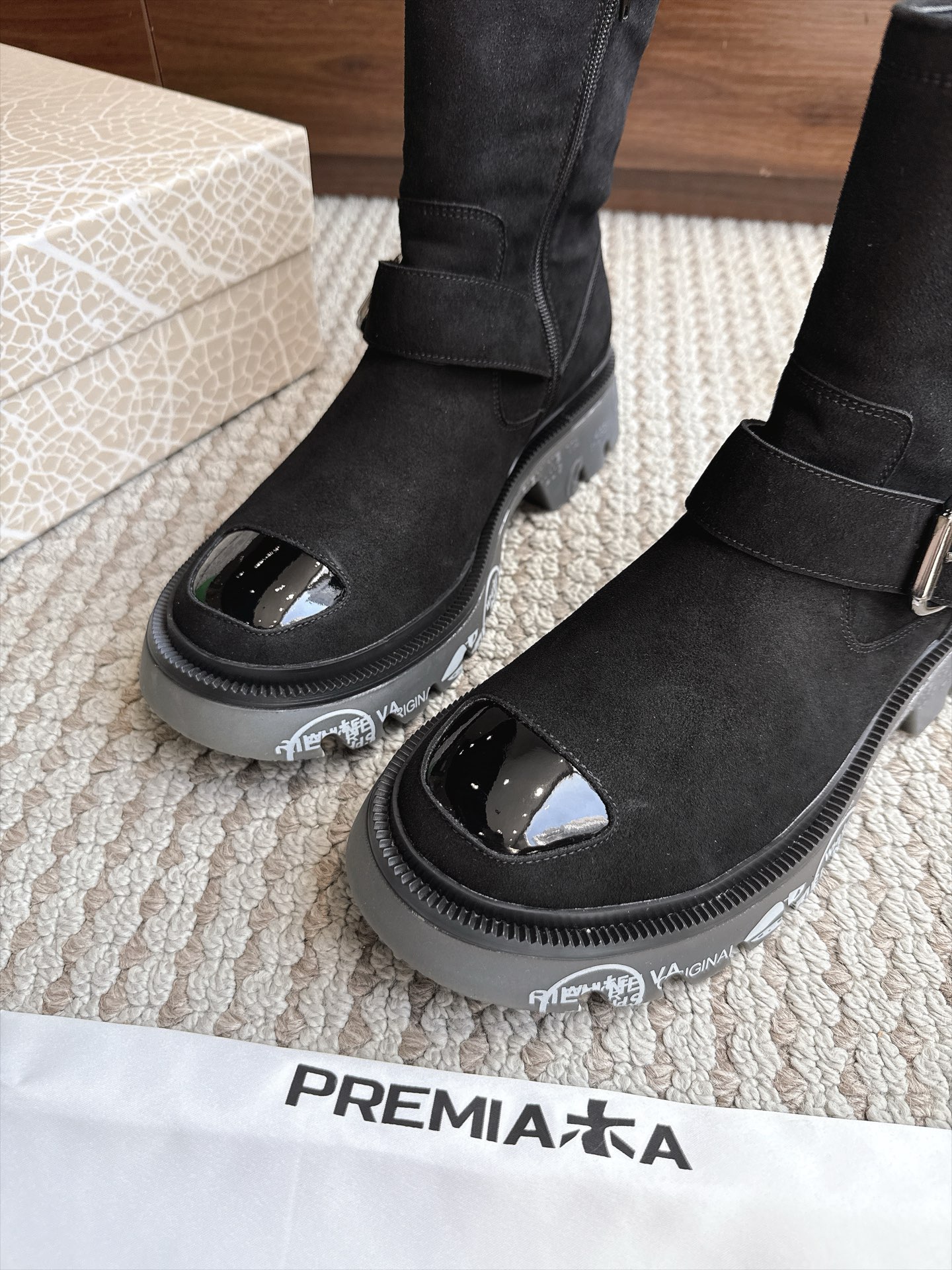 Designer Women Shoes