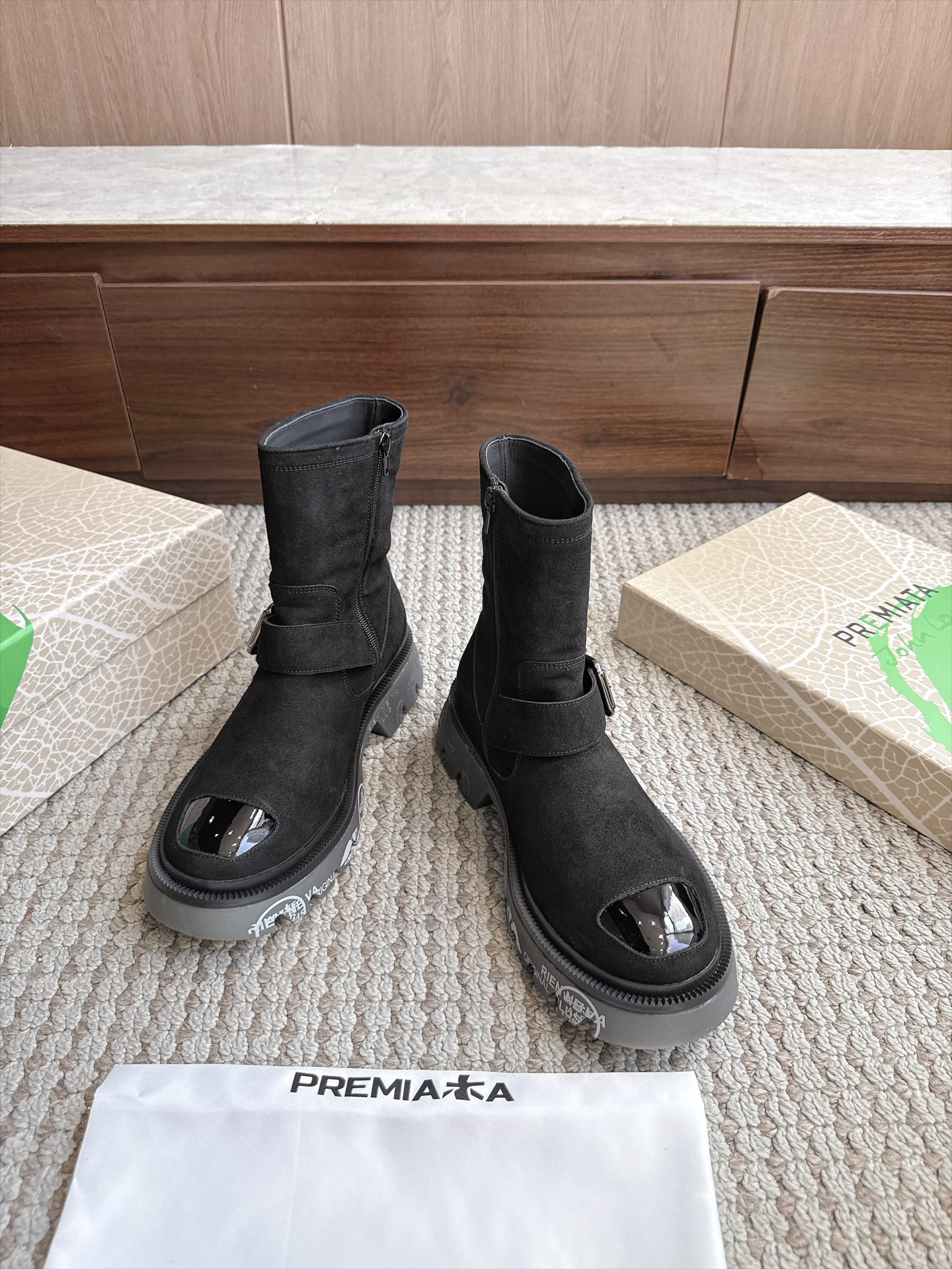 Designer Women Shoes