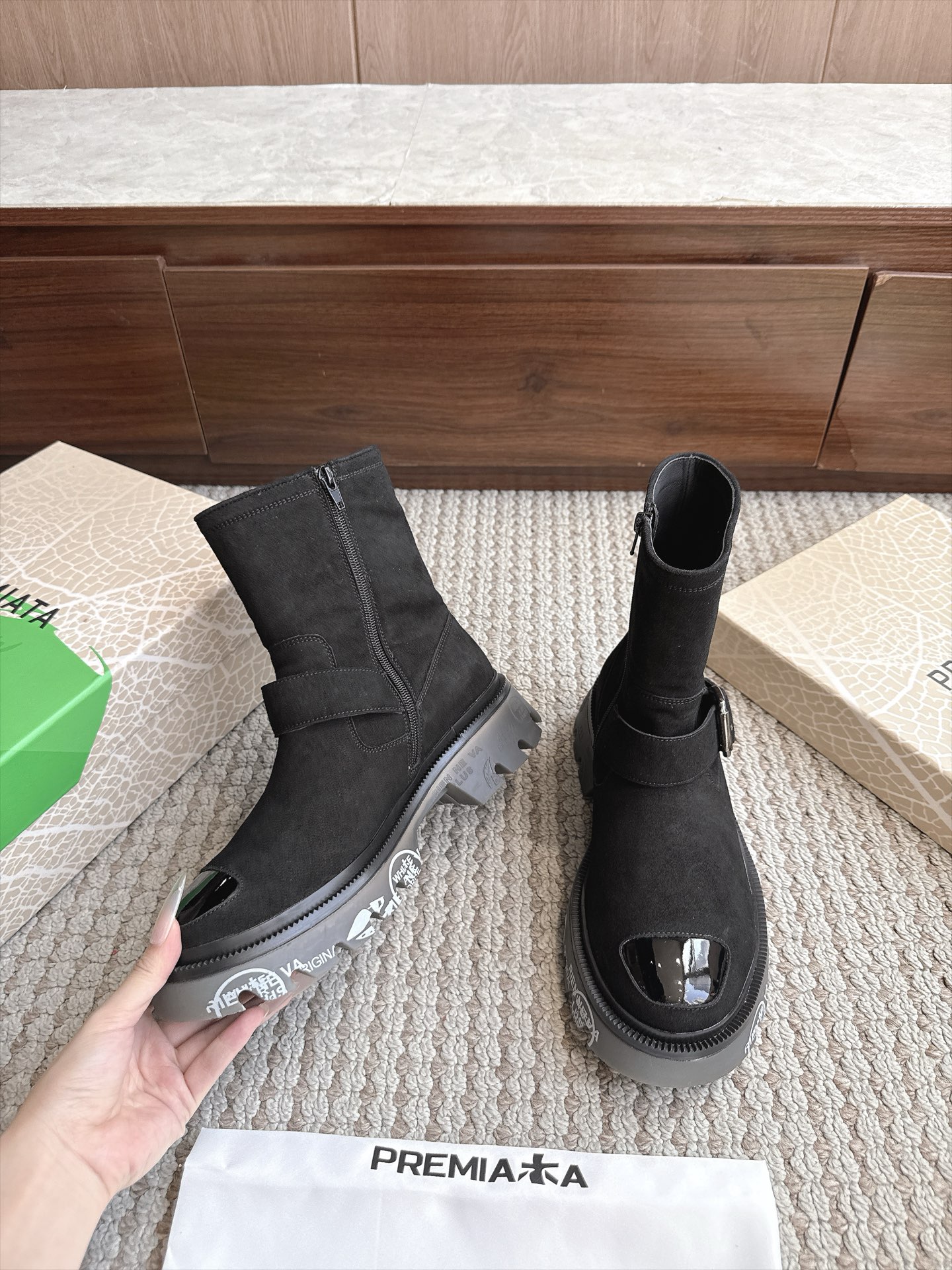 Designer Women Shoes