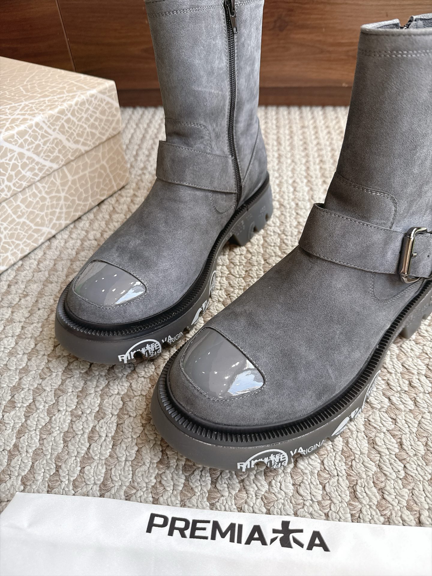 Designer Women Shoes
