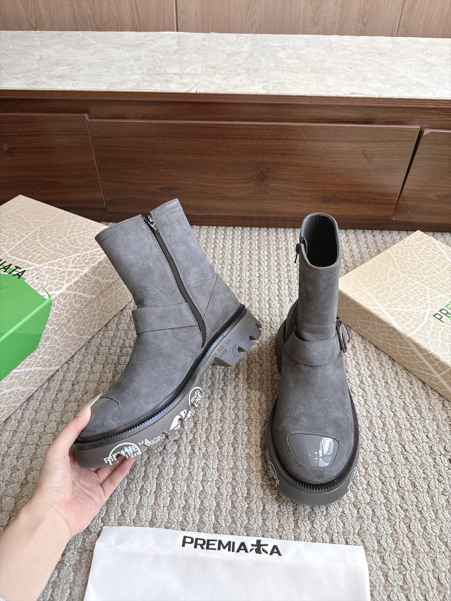 Designer Women Shoes
