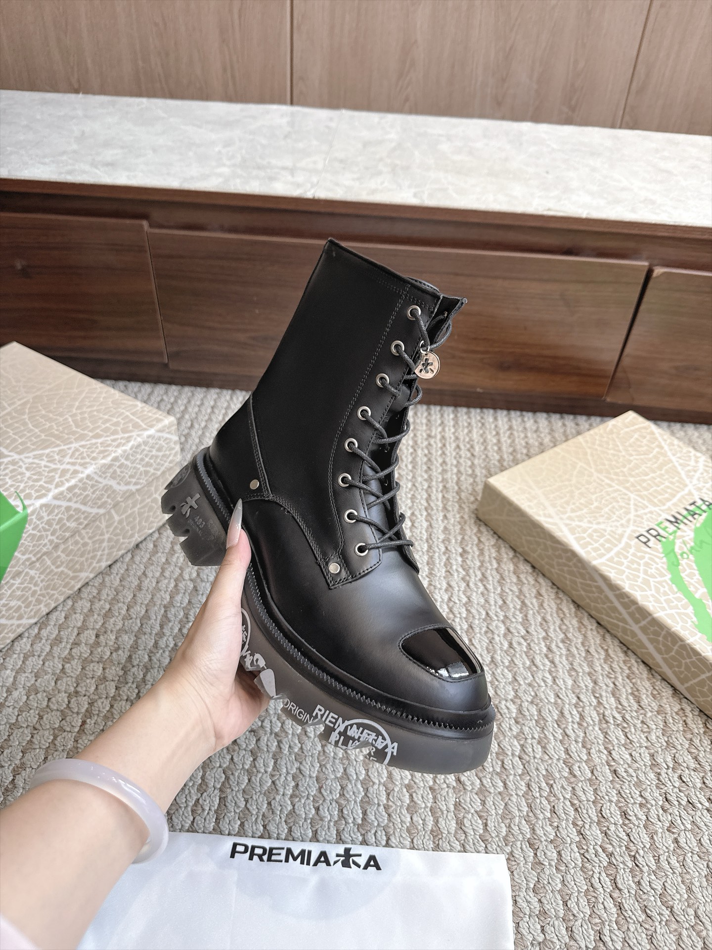 Designer Women Shoes