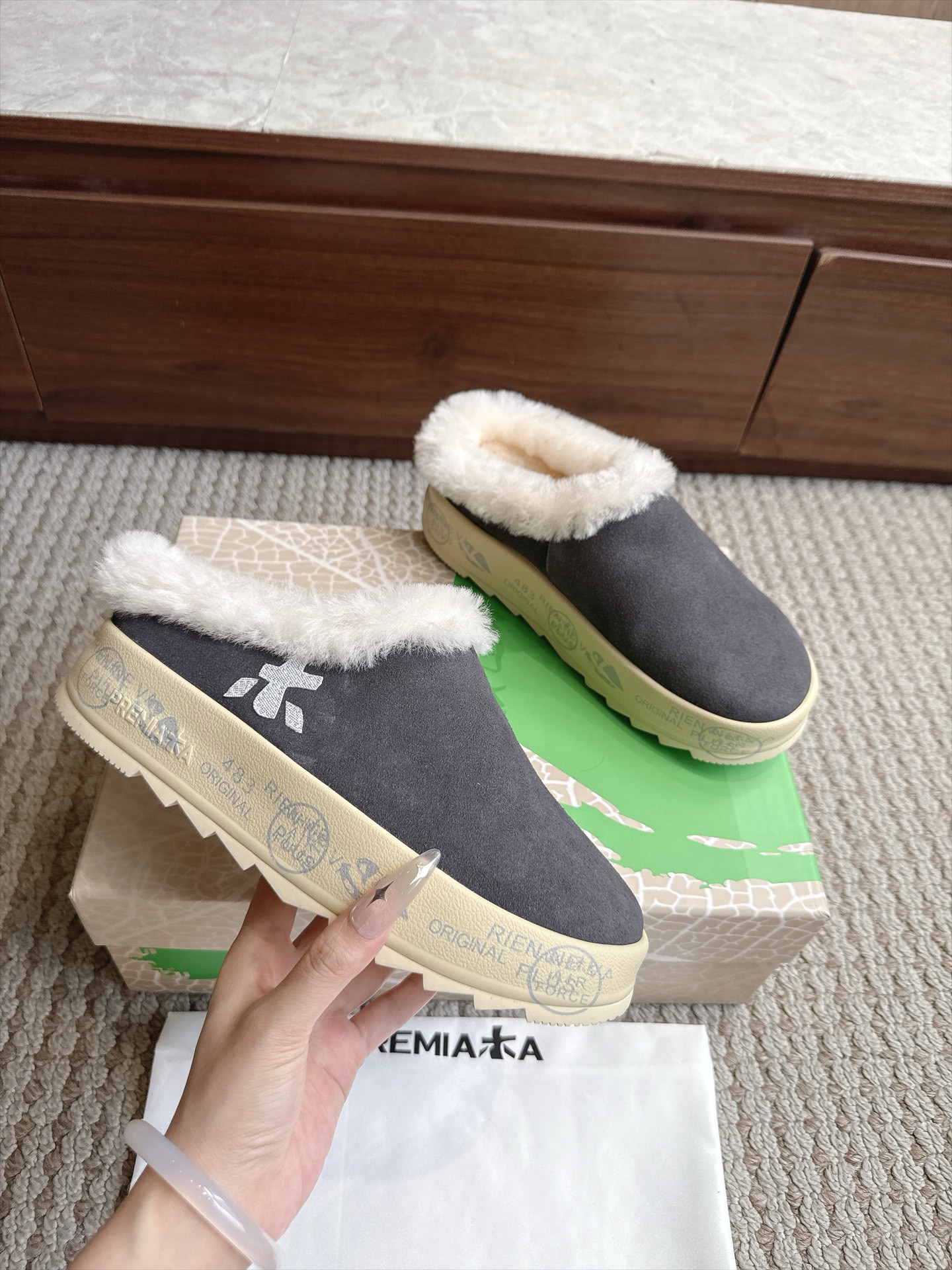 Designer Women Shoes