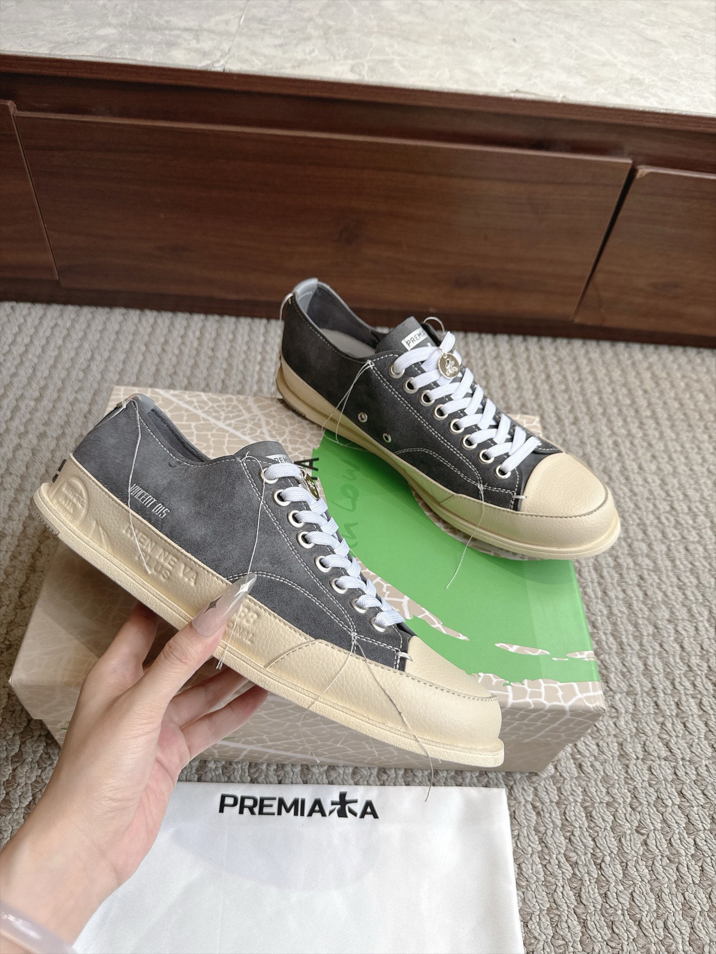 Designer Women Shoes