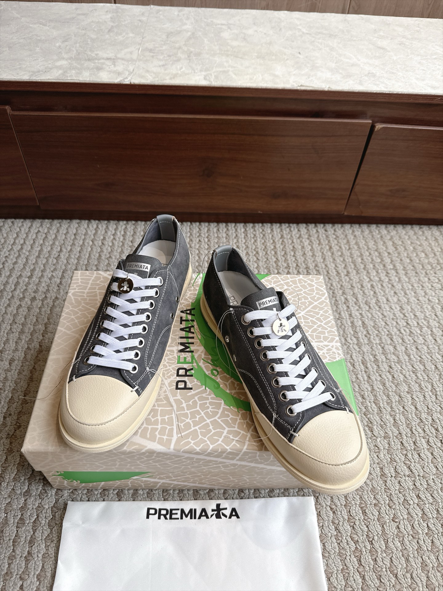 Designer Women Shoes