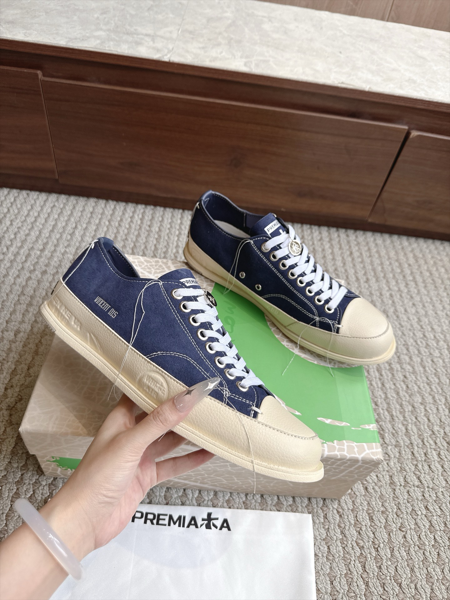 Designer Women Shoes