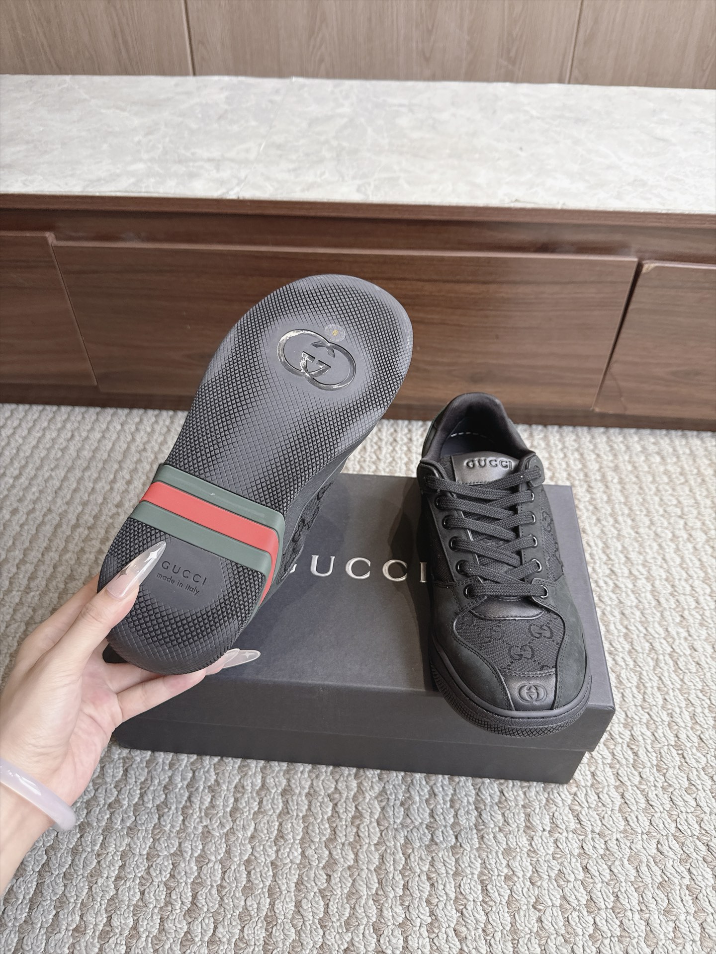 Gucci Sneakers