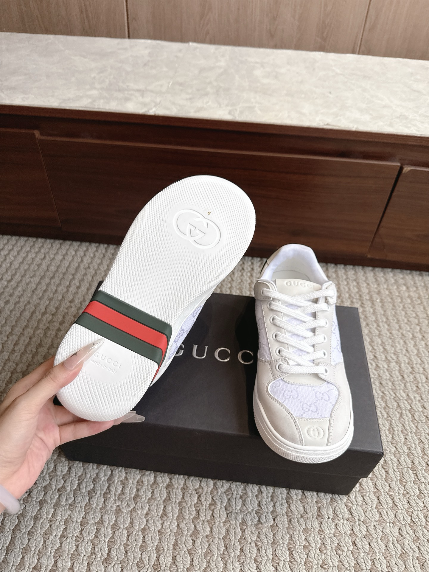Gucci Sneakers