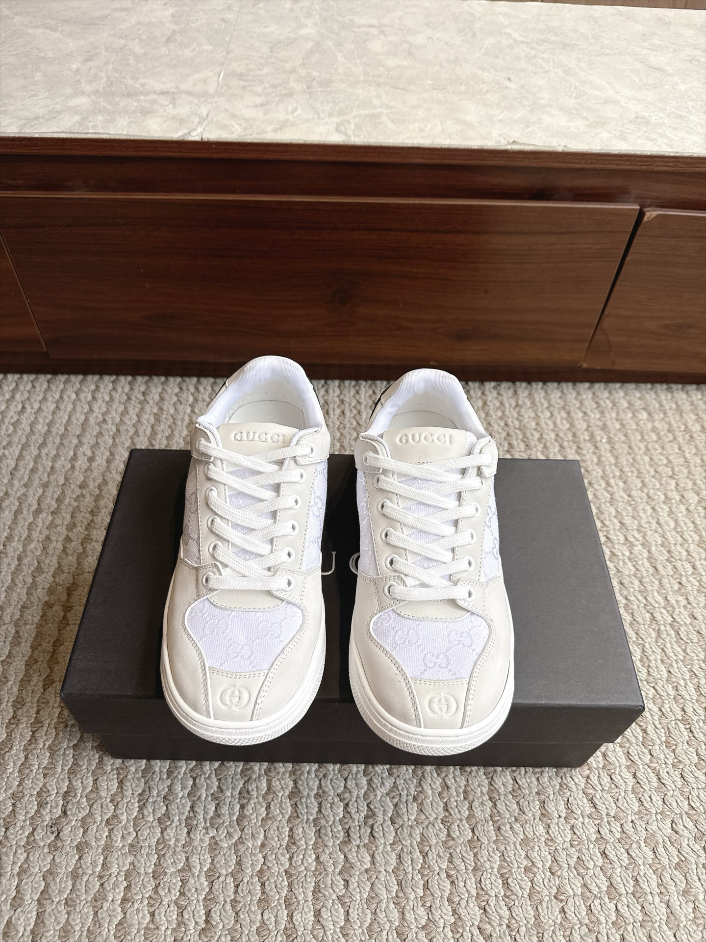 Gucci Sneakers