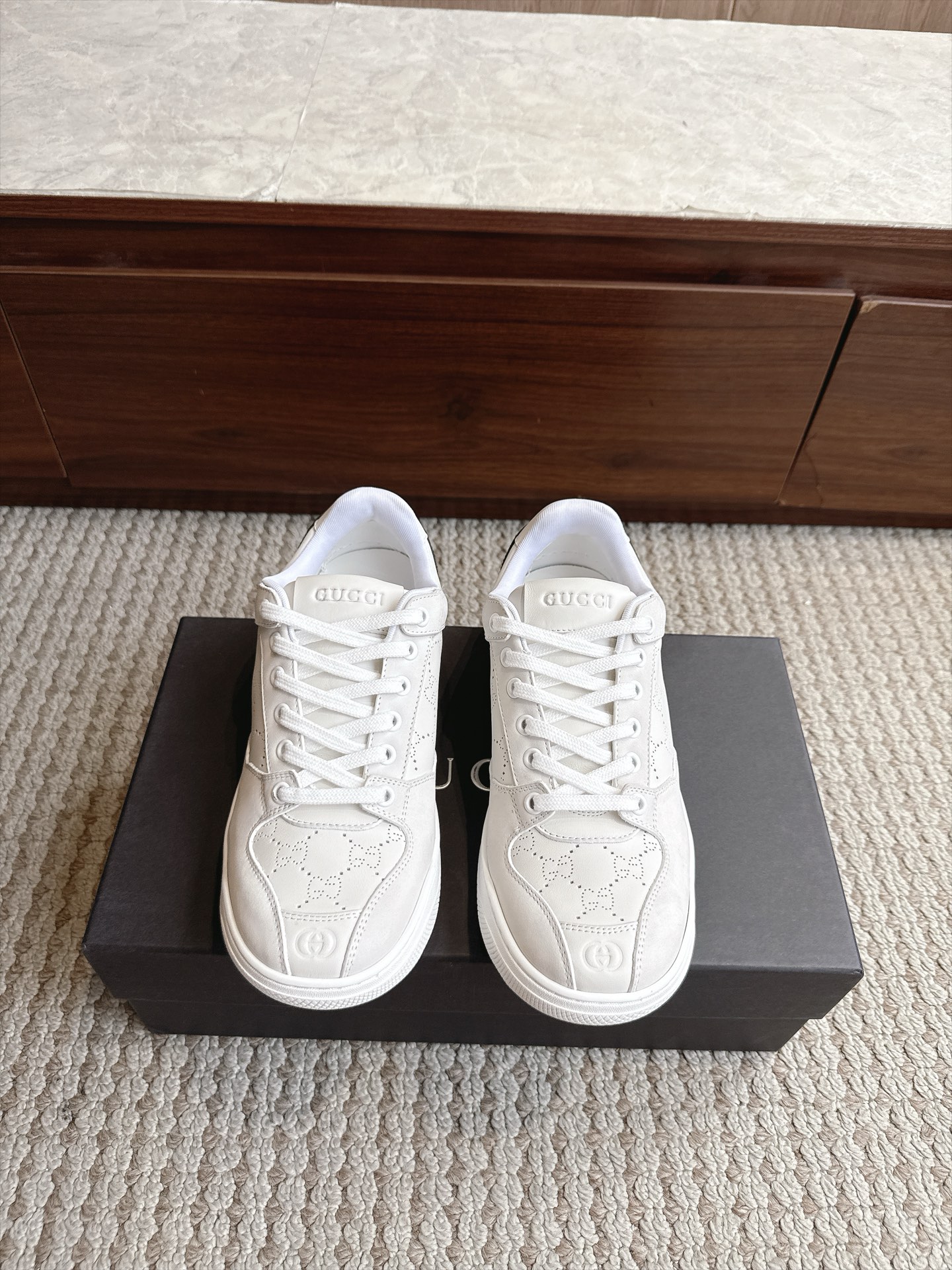 Gucci Sneakers