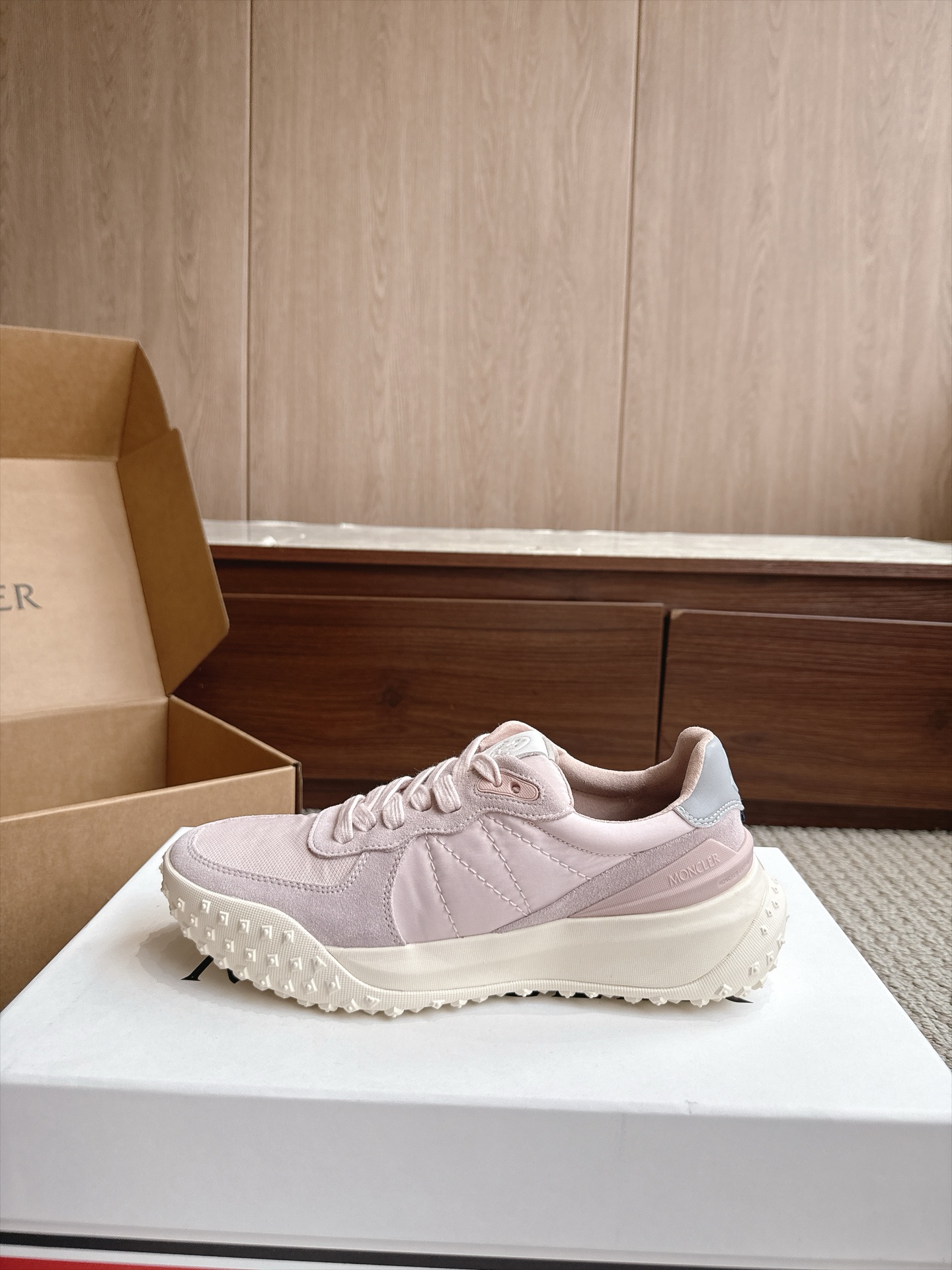 Designer Sneakers