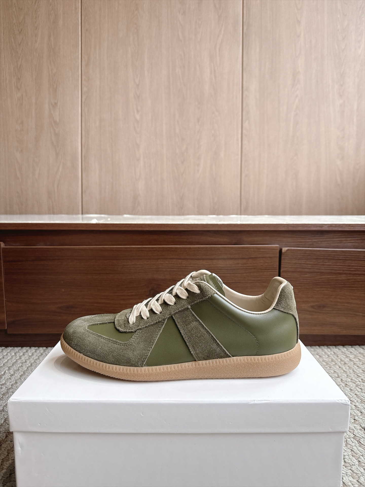 Designer Sneakers