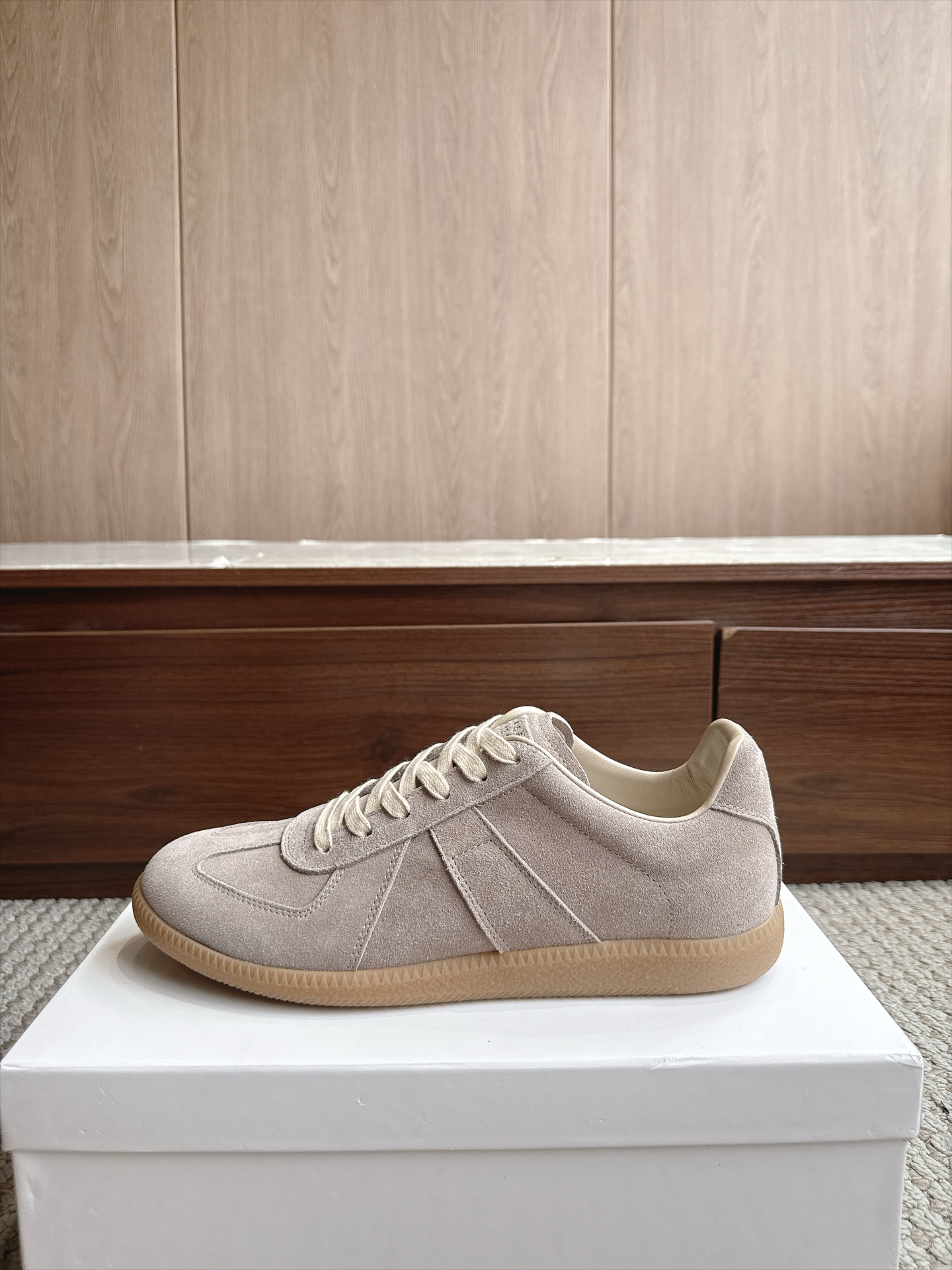 Designer Sneakers