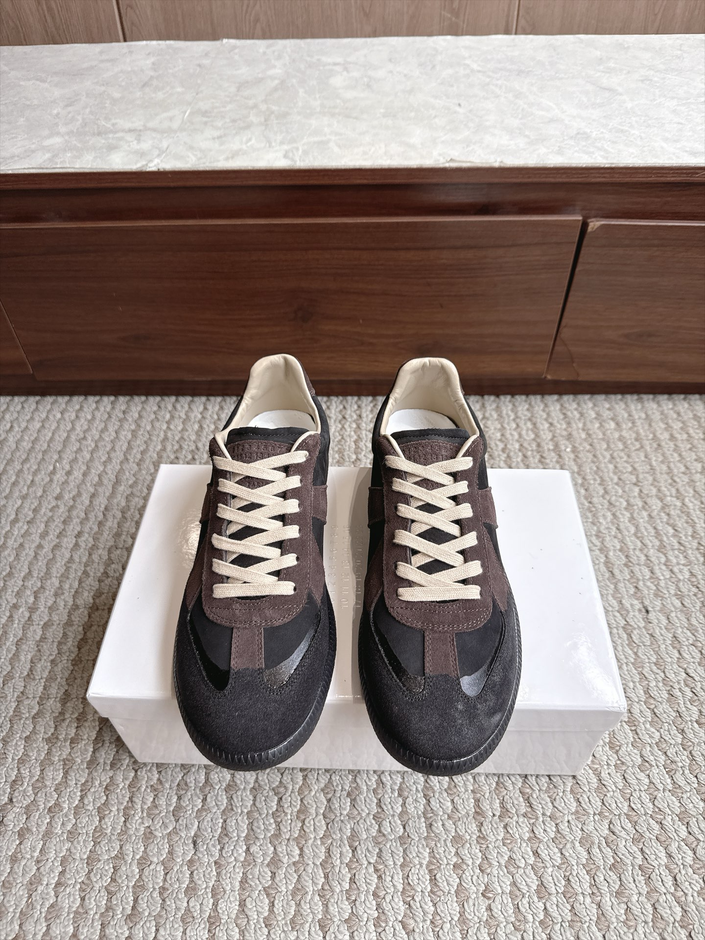Designer Sneakers