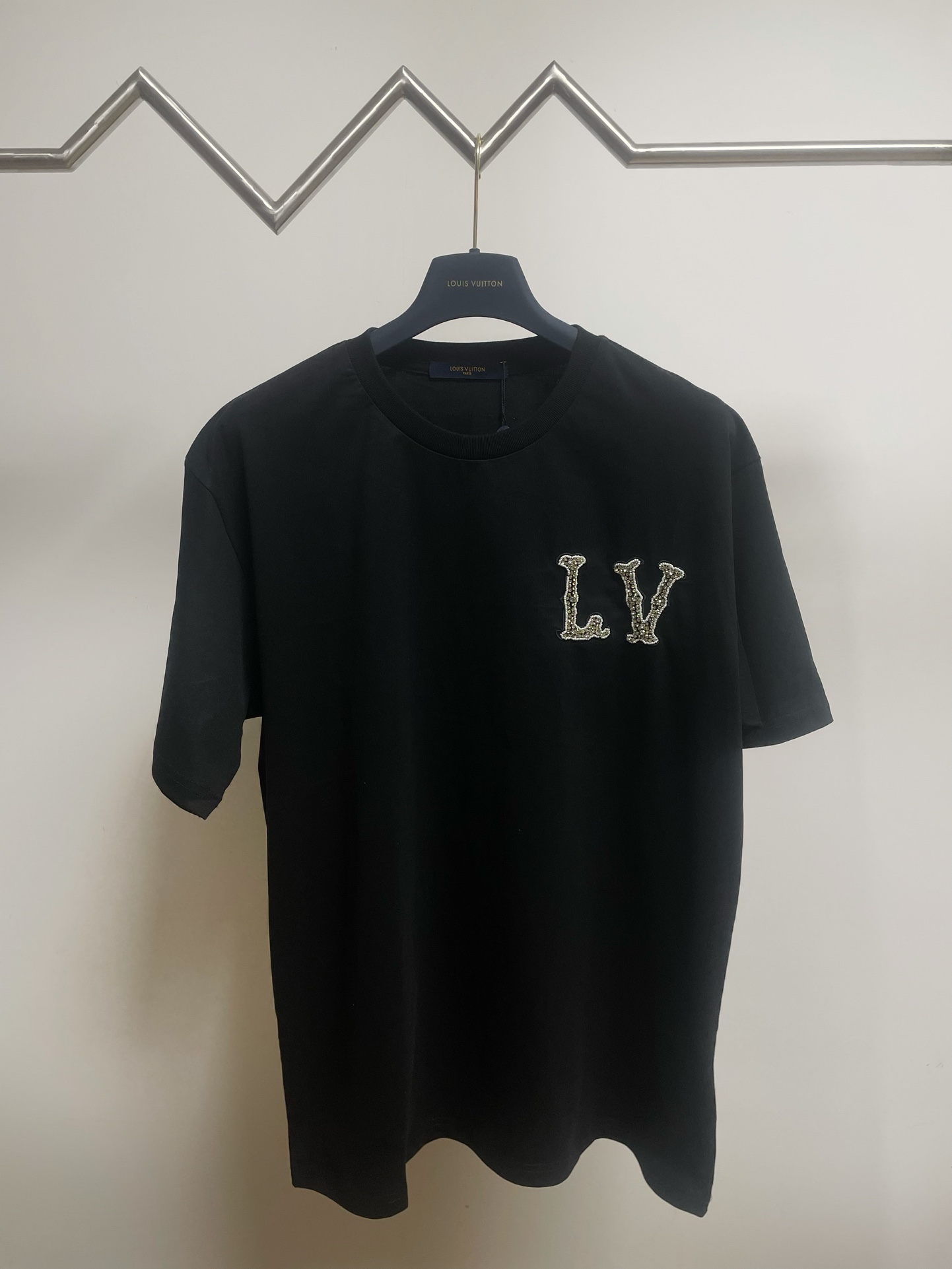 Designer Replica
 Louis Vuitton Clothing T-Shirt Black Embroidery Unisex Cotton Spring/Summer Collection Short Sleeve