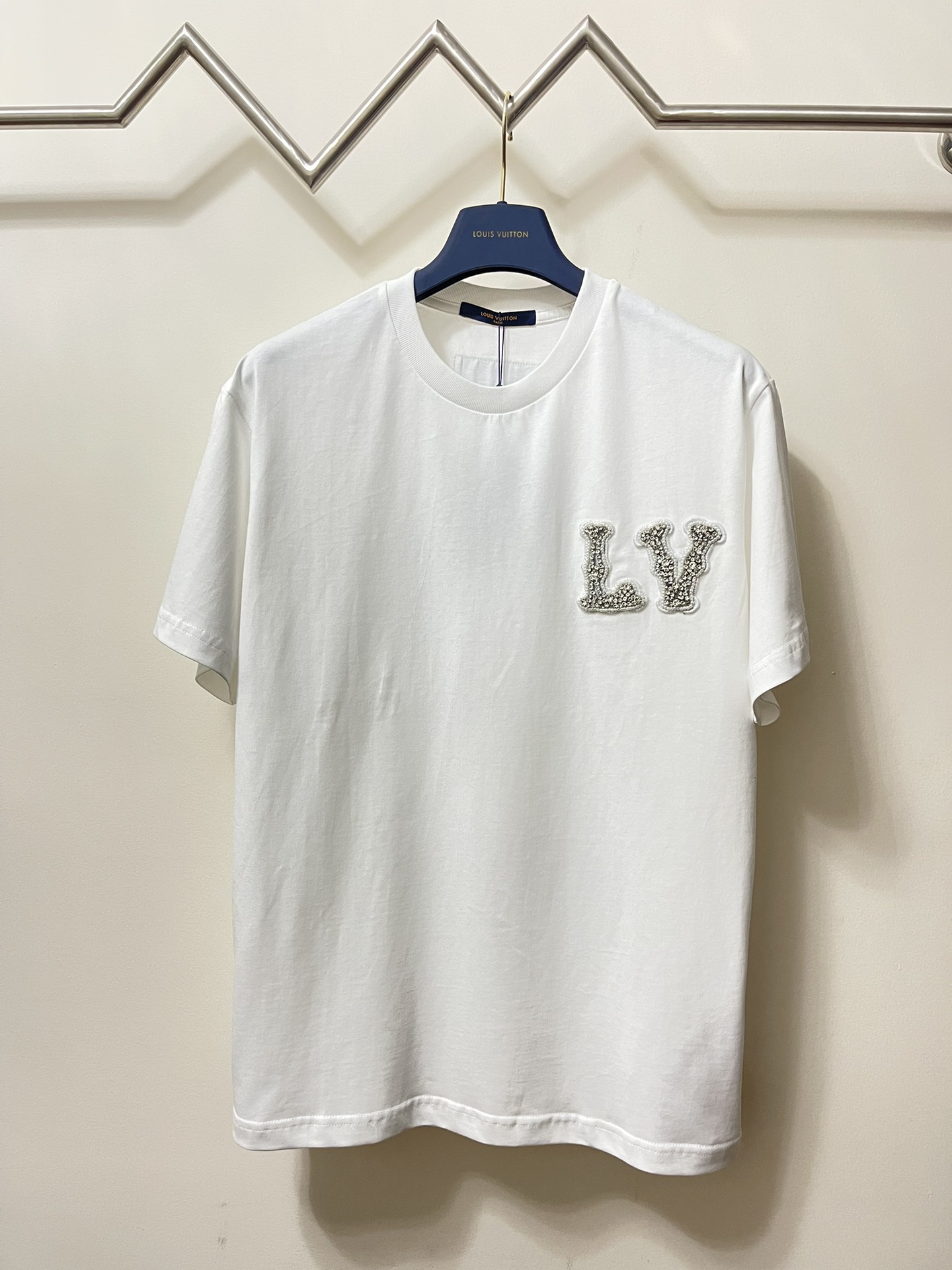 Louis Vuitton Buy
 Clothing T-Shirt Wholesale Replica
 Red Embroidery Unisex Cotton Spring/Summer Collection Short Sleeve