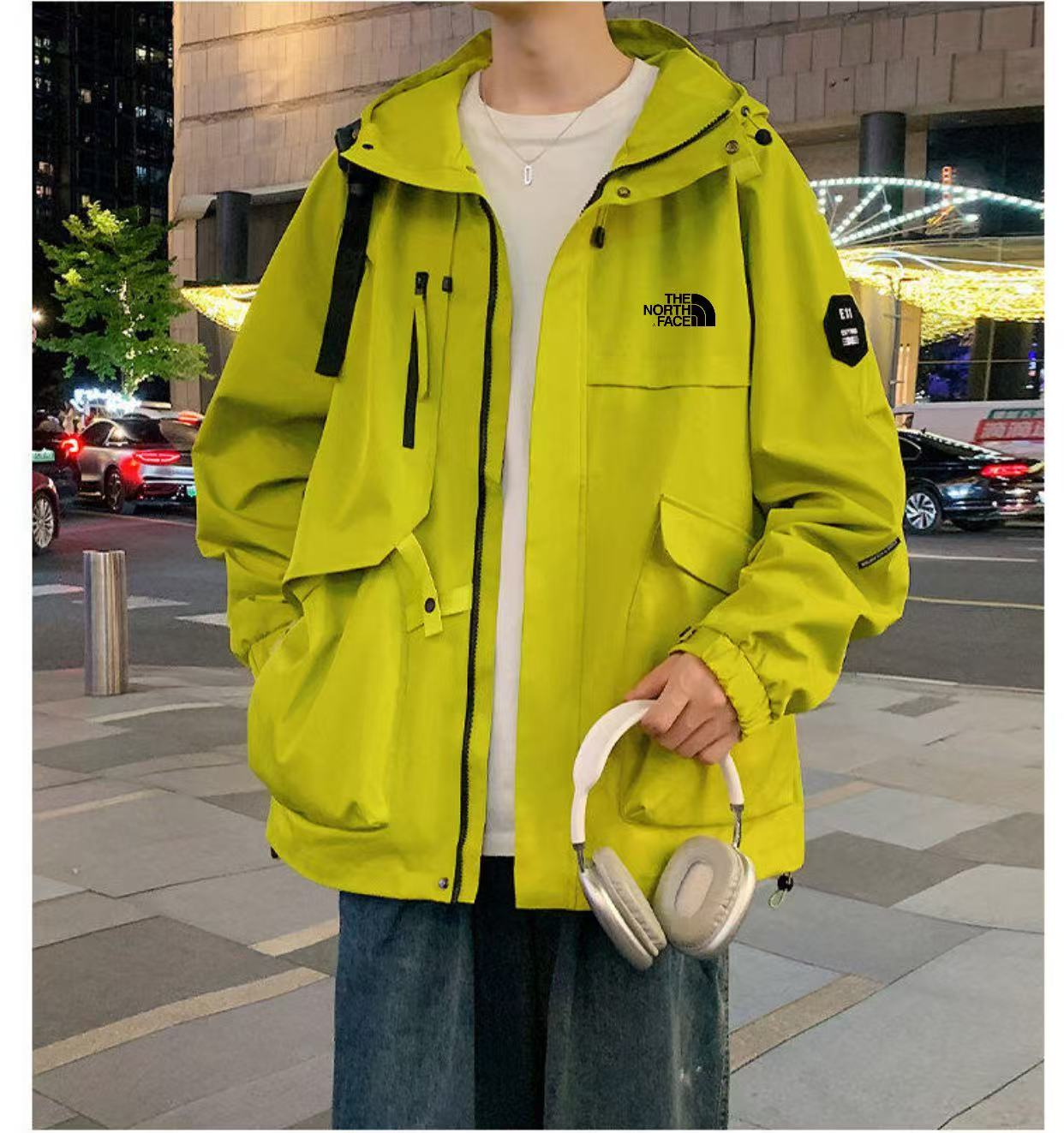 💰184
The North Face北面LOGO春秋新款工装连帽冲锋衣外套
宽松连帽版型 立体拼接剪裁 ,松紧的袖口 下摆可收口兼顾防风性的同时 使造型更为多样 日常出街潮流感加倍
面料采用进口户外科技面料!细节到位做工细节考究 -真的超级酷的一款连帽外套
颜色:莹绿 迷彩 海洋蓝 茶白 黑色 抹茶绿
尺码:M-3XL
胸围 袖长 衣长 肩宽
M 124 57 70 57
L 128 58 72 59
XL 132 59 74 61
2XL 136 60 76 63
3XL 140 61 78 65