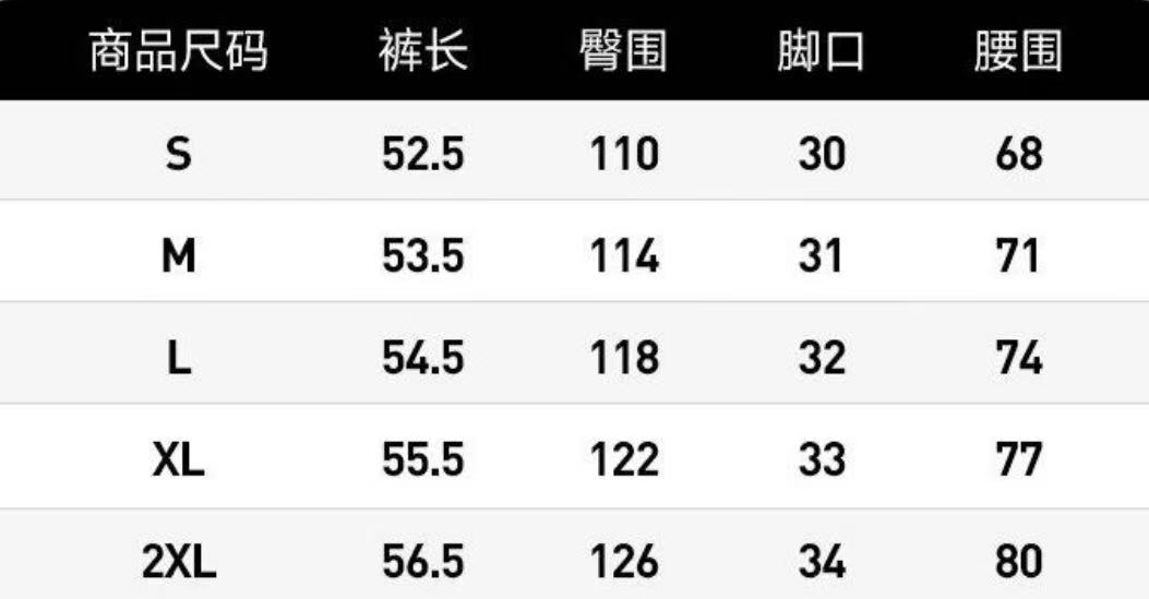 供💰70
mlb/ny洋基队夏季薄款冰丝抽绳松紧工装复古宽松情侣百搭阔腿五分裤
25 夏季新品
很有设计感的一款机能风工装短裤
一眼就很高级的肌理感比常规短裤拥有更加高盎司的克重
带来的只是质感的增加完全不会影响透气性
随意从衣柜拿出来都可以保持很挺括的质感
表面的自然针织的肌理富有张力的反馈感受都是非常独特的
手感介于硬朗的身段和柔软的手感的结合
色泽带有一直低饱和度的散发着一点点复古的色调
从根本上增加和肌肤接触之间的空气间隙
更加透气及时大汗淋漓 也不会粘身
任何运动,跑步,健身,登山,海边沙滩都很ok
日常很容易就可以搭配出高级FEEL
搭配弹力松紧腰口配抽绳调节内层全套包边细节 很高级
两侧两个斜插口袋工装款机能版型 结合了街头的廓形oversize 风格
上身调性十足一改传统工装的沉寂
这种全新的街头廓形工装给人耳目一新
更加立体和高级感男女都可以轻松驾驭
颜色:黑色 咖啡色 卡其色 橙色
尺码:S-2XL