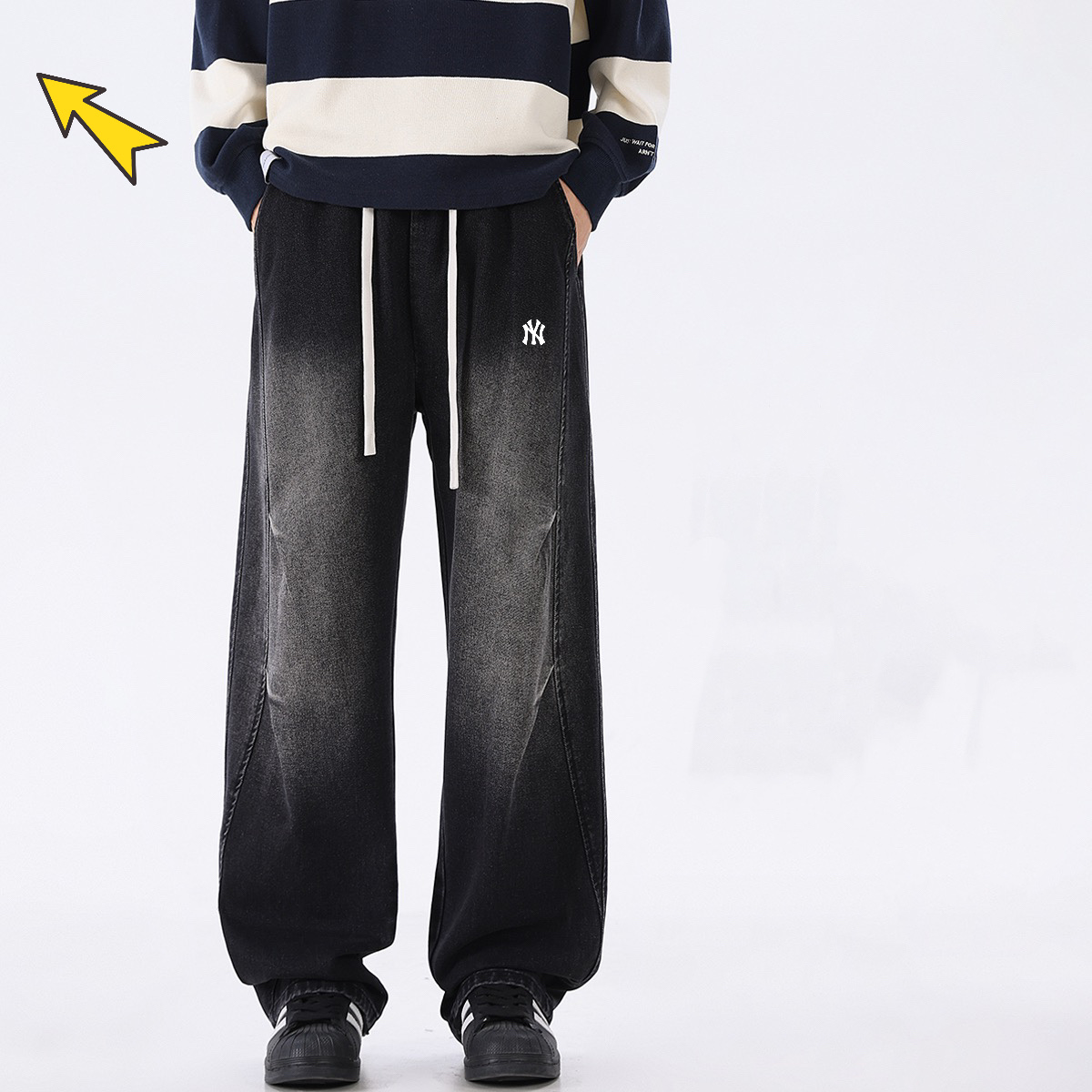 供货价:90💰『高瑞轻量化』常熟特别货,极致做工贸易款,原包装+原吊牌
MLB/NY洋基队四季洗水牛仔裤纯色复古港风直筒修身休闲牛仔长裤
【男女同款】四季洗水拖地牛仔裤复古美式高街复古微喇宽松直筒海外限量款牛仔裤，简约大方日常通勤首选，辨识度更高，宽松廓型 ，男女都可驾重度洗水， 区别市场垃圾版本 ，质感非常好 ，棉感十足， 实物质感极佳！
颜色：怀旧蓝 黑色
尺码：S一3XL
尺码详情看图九



















