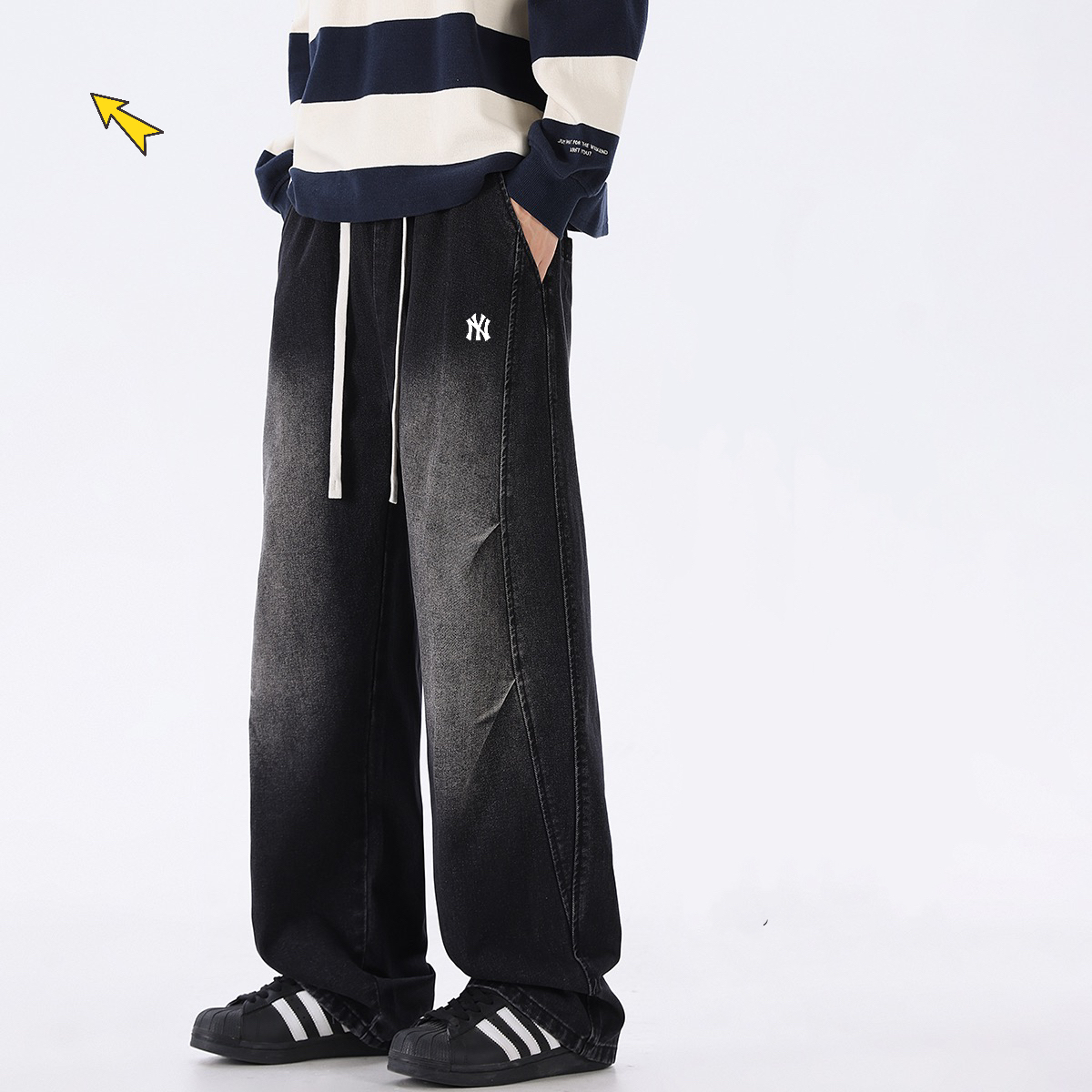 供货价:90💰『高瑞轻量化』常熟特别货,极致做工贸易款,原包装+原吊牌
MLB/NY洋基队四季洗水牛仔裤纯色复古港风直筒修身休闲牛仔长裤
【男女同款】四季洗水拖地牛仔裤复古美式高街复古微喇宽松直筒海外限量款牛仔裤，简约大方日常通勤首选，辨识度更高，宽松廓型 ，男女都可驾重度洗水， 区别市场垃圾版本 ，质感非常好 ，棉感十足， 实物质感极佳！
颜色：怀旧蓝 黑色
尺码：S一3XL
尺码详情看图九



















