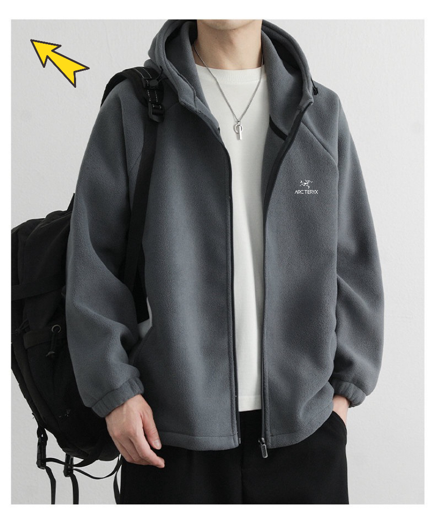 供💰100
𝐀𝐑𝐂&lsquo;𝐓𝐄𝐑𝐘𝐗/始祖鸟男女同款拉链运动薄款卫衣帽衫外套！

百搭版本 连帽设计 面料采用新型优质面料，贴身顺滑舒适，穿着能有效排汗透气，身体干爽不闷热，简约的版型，好穿不挑人，简便设计，给你不一样的体验，连帽衣领设计，有很好的包裹性，帽檐有可收紧的卡扣设计，平整下摆贴合身型，舒适简便，宽松的袖口，让你上身舒适又方便，前胸处斜插式拉链口袋，放置物品安全美观，立体裁剪 多片拼接设计，上身版型非平常外衣可比！推荐入手体验！
颜色：灰色，黑色，
尺码：M 一4XL
