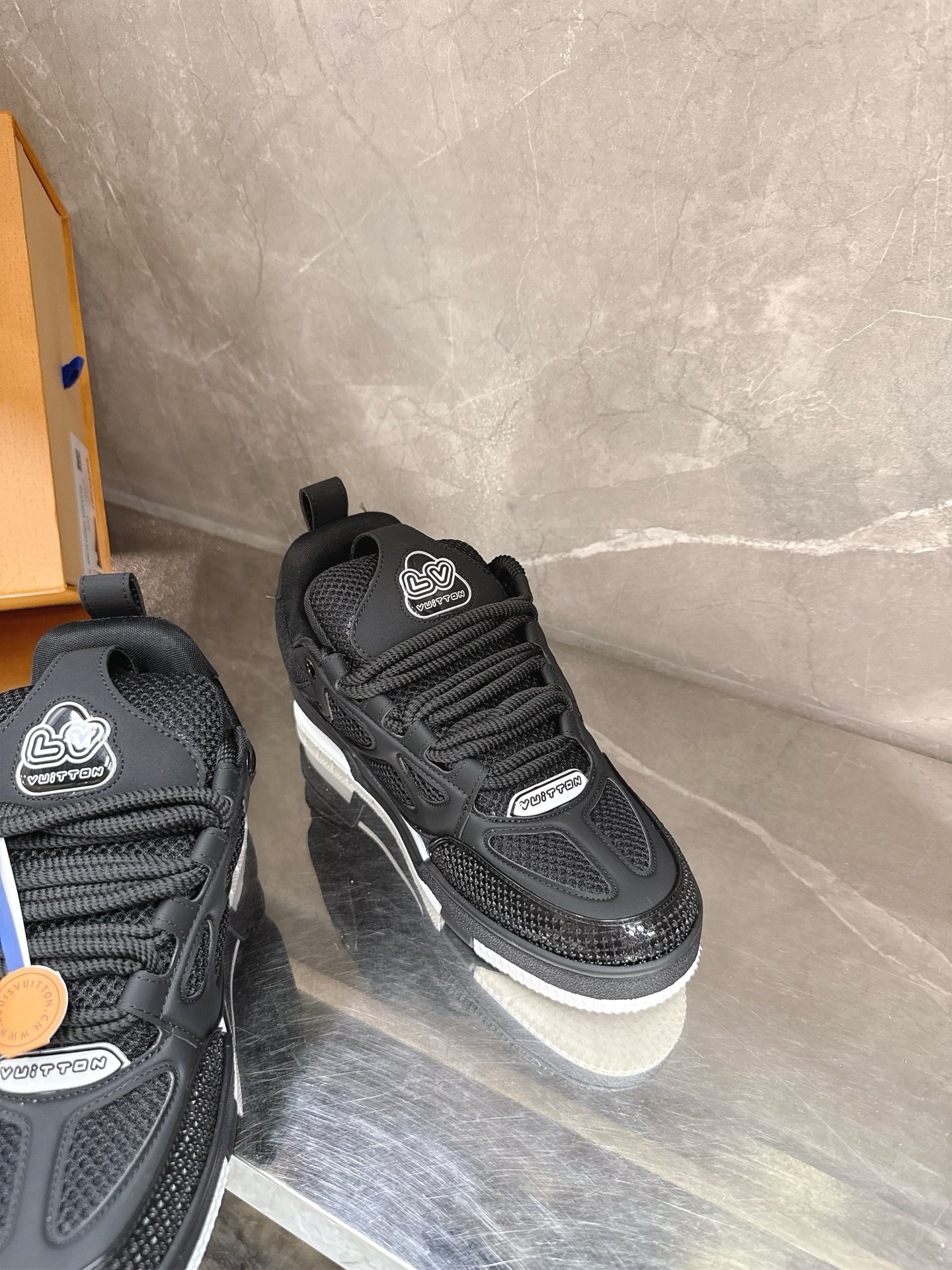 LV 顶级级别LOUIS VUITTON trainer 限定款 8