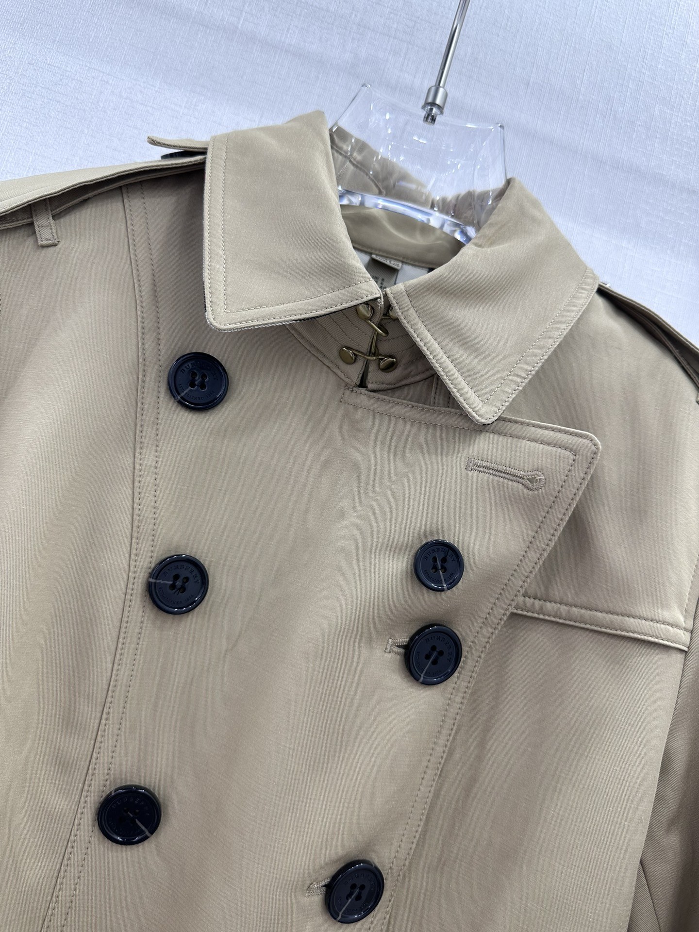 🔥🔥 Burberry/巴宝莉秋冬新款 官网同步，桑德林版型剪裁中长款 Trench风衣😘😘进口棉质嘎巴