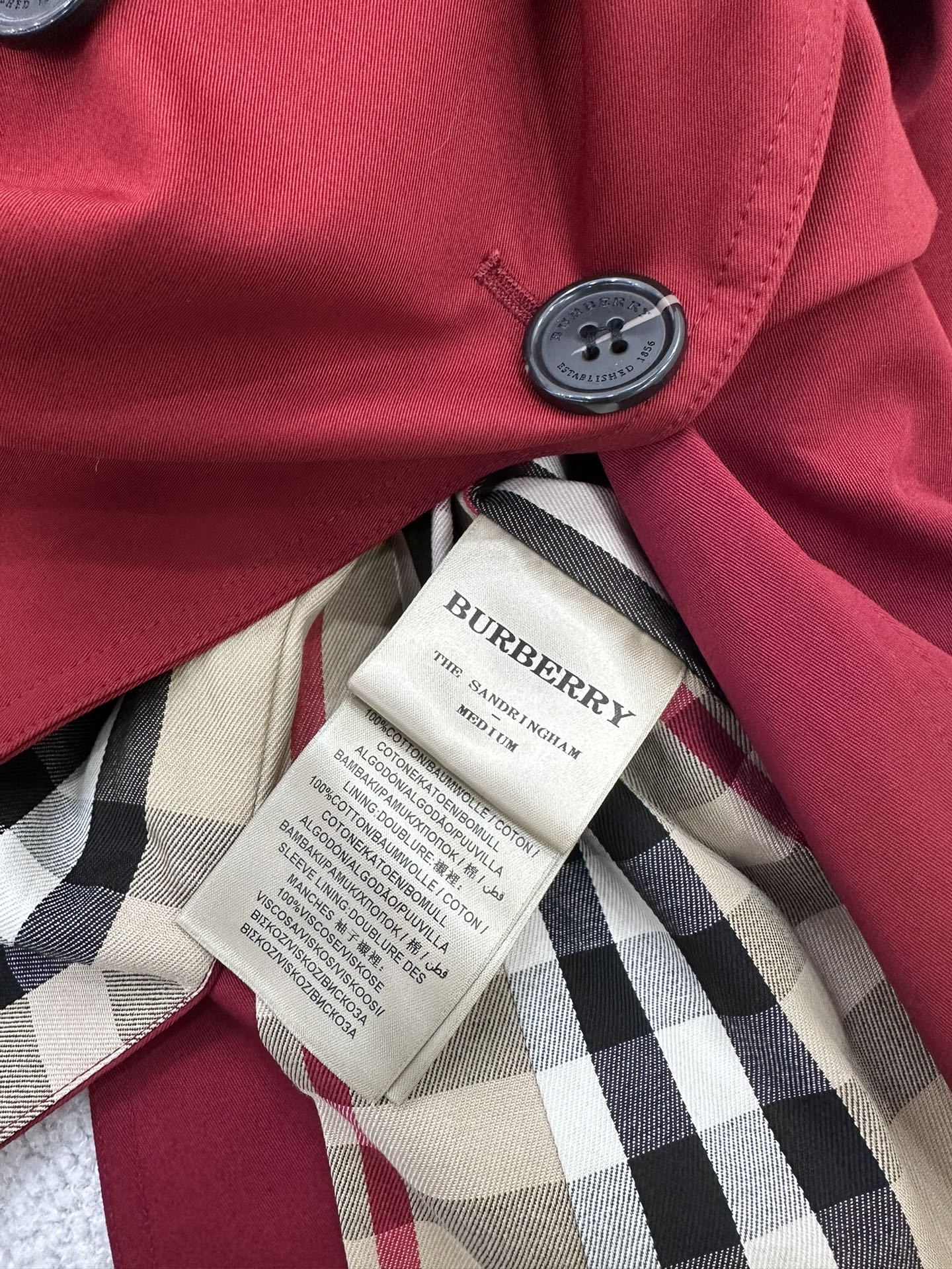 🔥🔥 Burberry/巴宝莉 秋冬新款 官网同步，桑德林版型剪裁中长款 Trench风衣😘😘进口棉质嘎