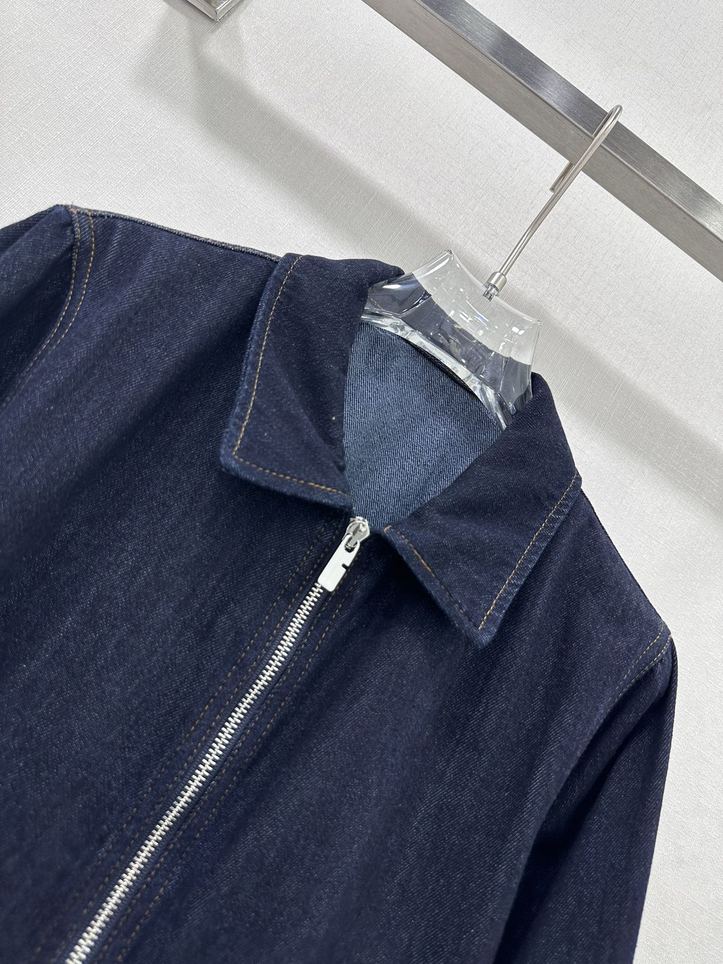 Stylish and Powerful Cowboy Coat: Burberry/Barberly 24 New Product Review - 图片 2