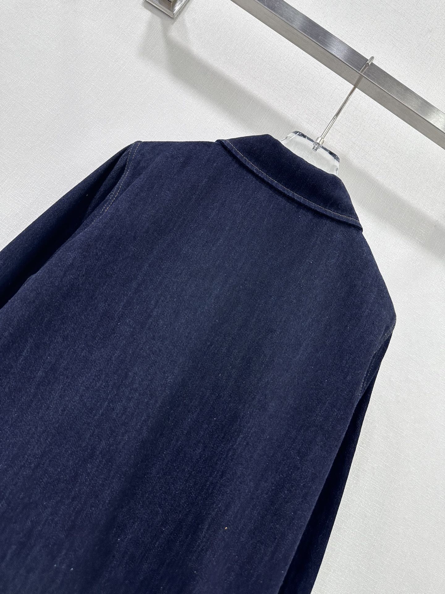 Stylish and Powerful Cowboy Coat: Burberry/Barberly 24 New Product Review - 图片 8