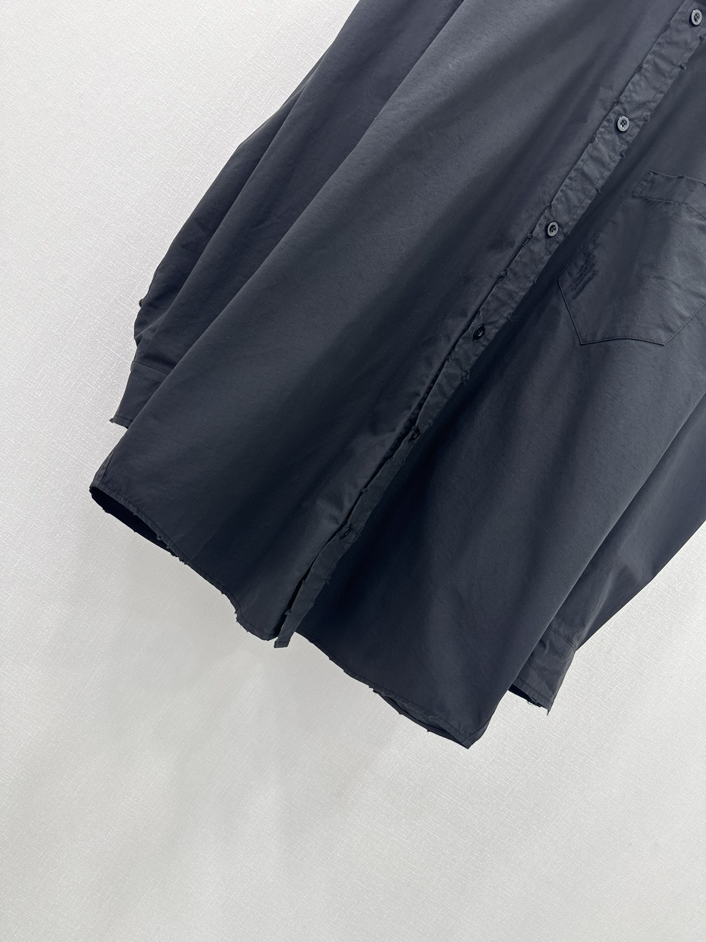 High-End Platinum Female Suit with Parisian Style and Quality Details - 图片 5