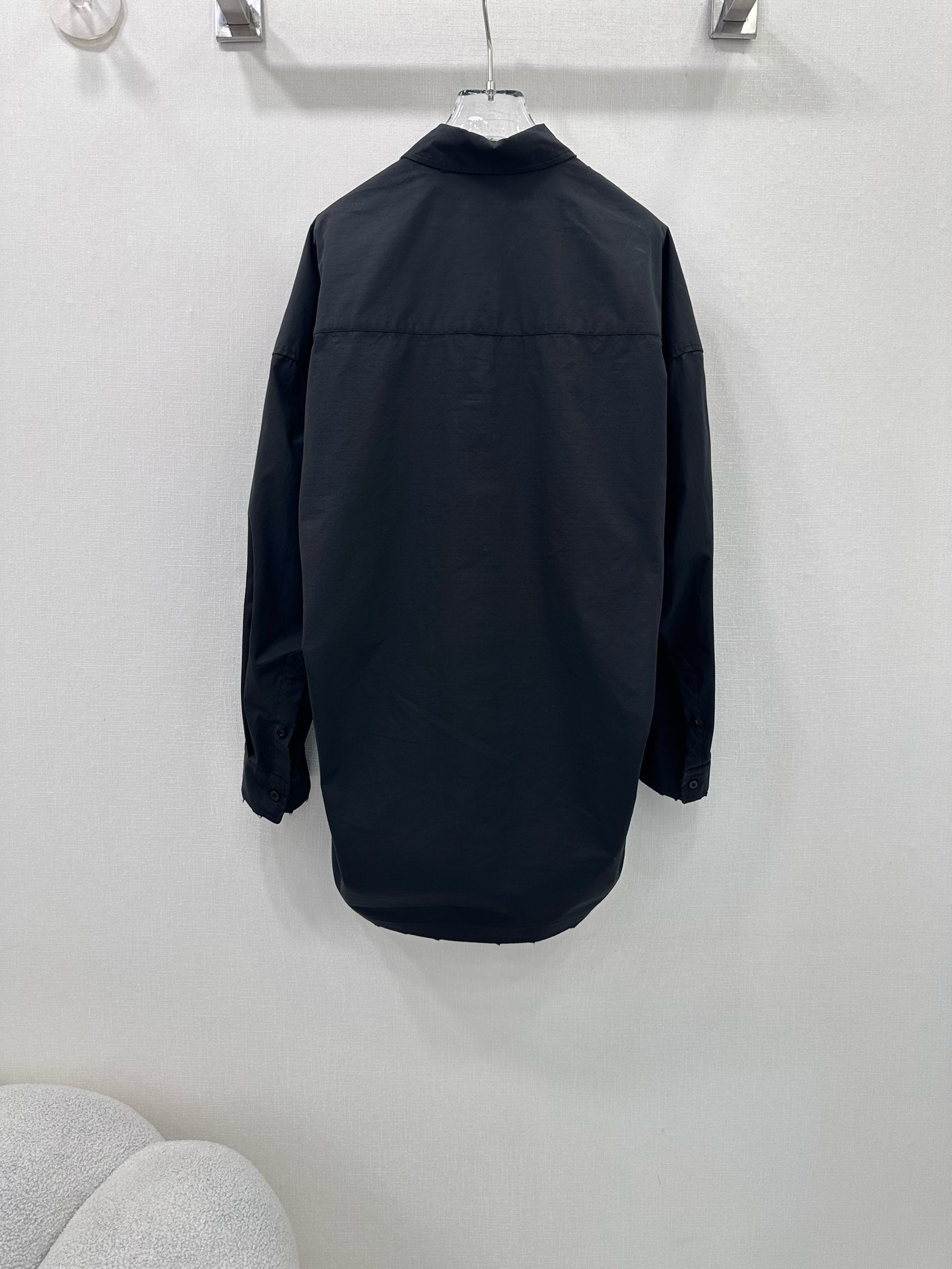 High-End Platinum Female Suit with Parisian Style and Quality Details - 图片 8