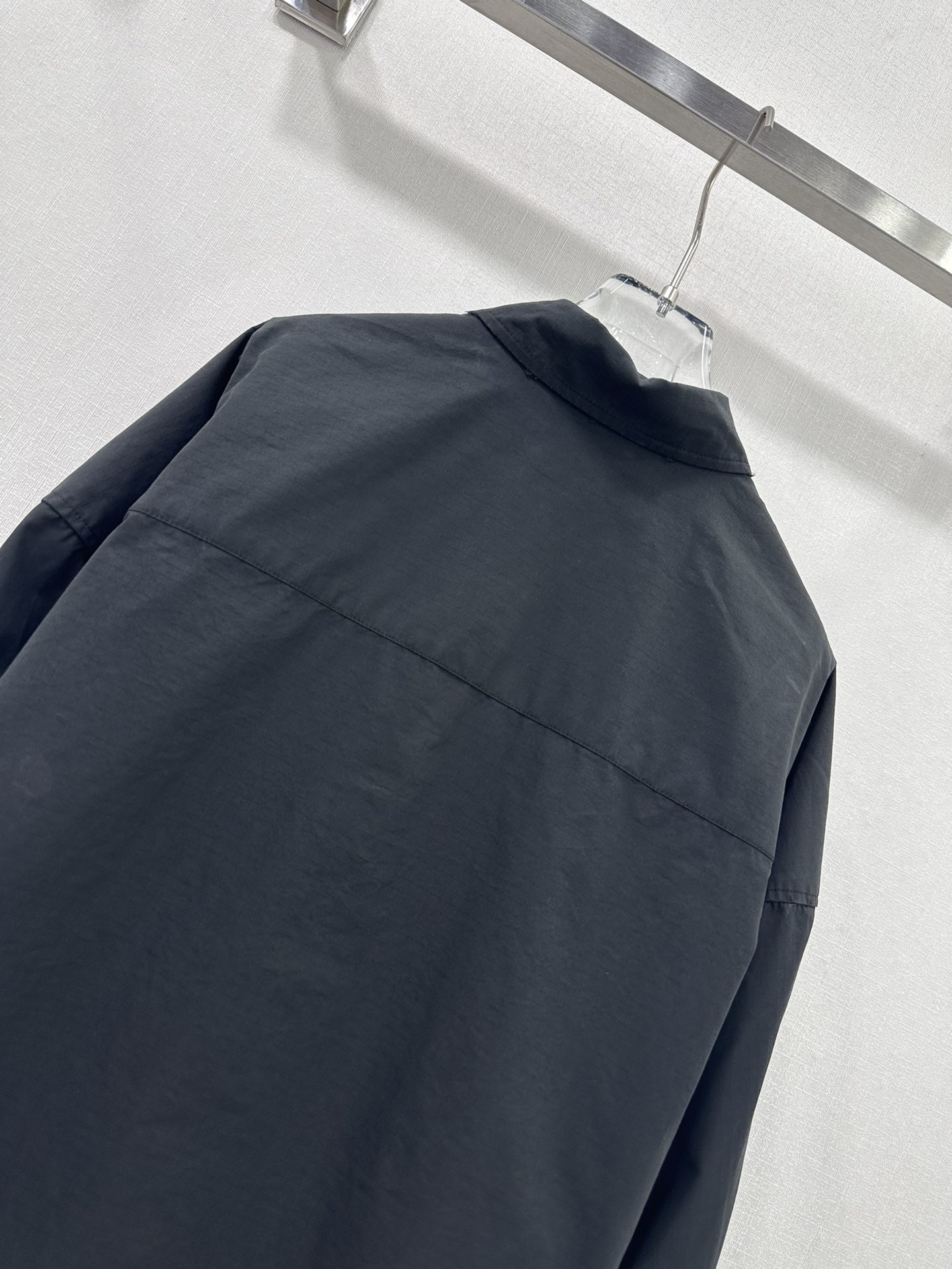 High-End Platinum Female Suit with Parisian Style and Quality Details - 图片 9