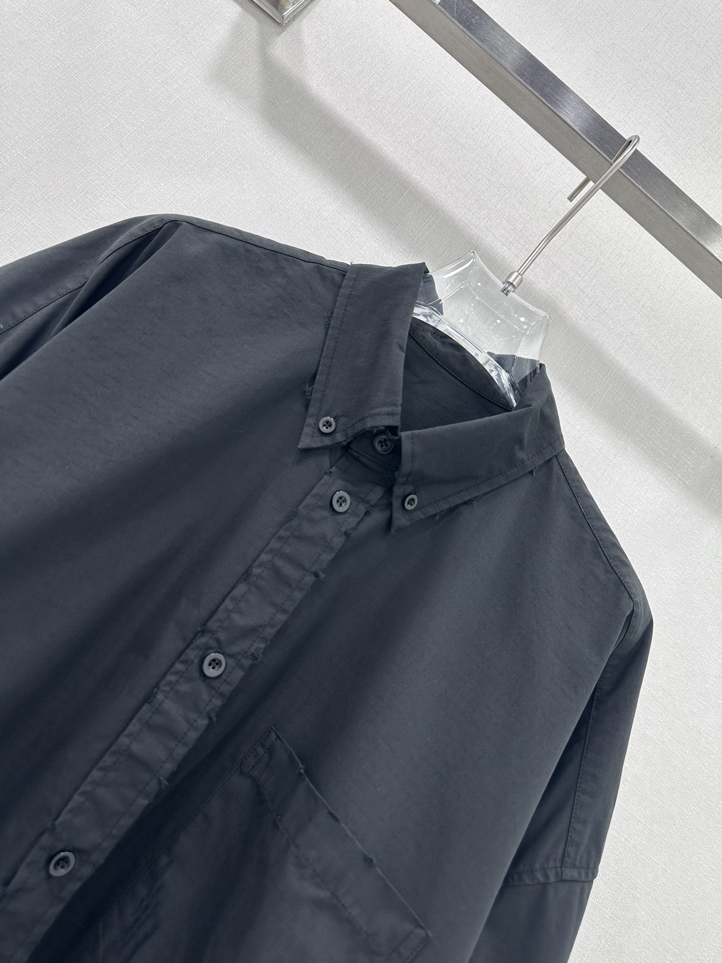 High-End Platinum Female Suit with Parisian Style and Quality Details - 图片 2