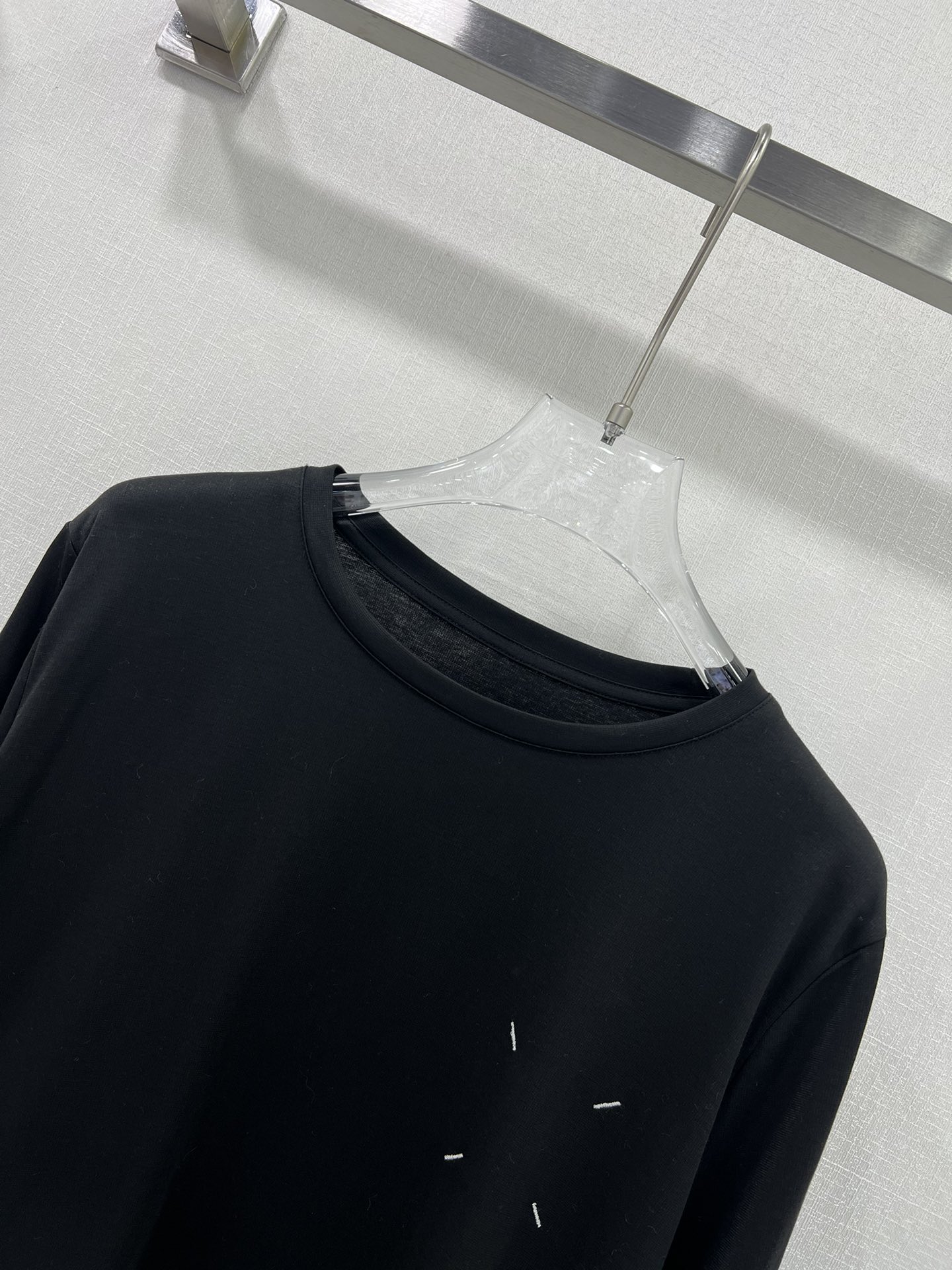 Stylish MM6 Women’s Suit: First-Rate, Hard-Core, Fall/Winter Collection, 24 Combinations - 图片 2