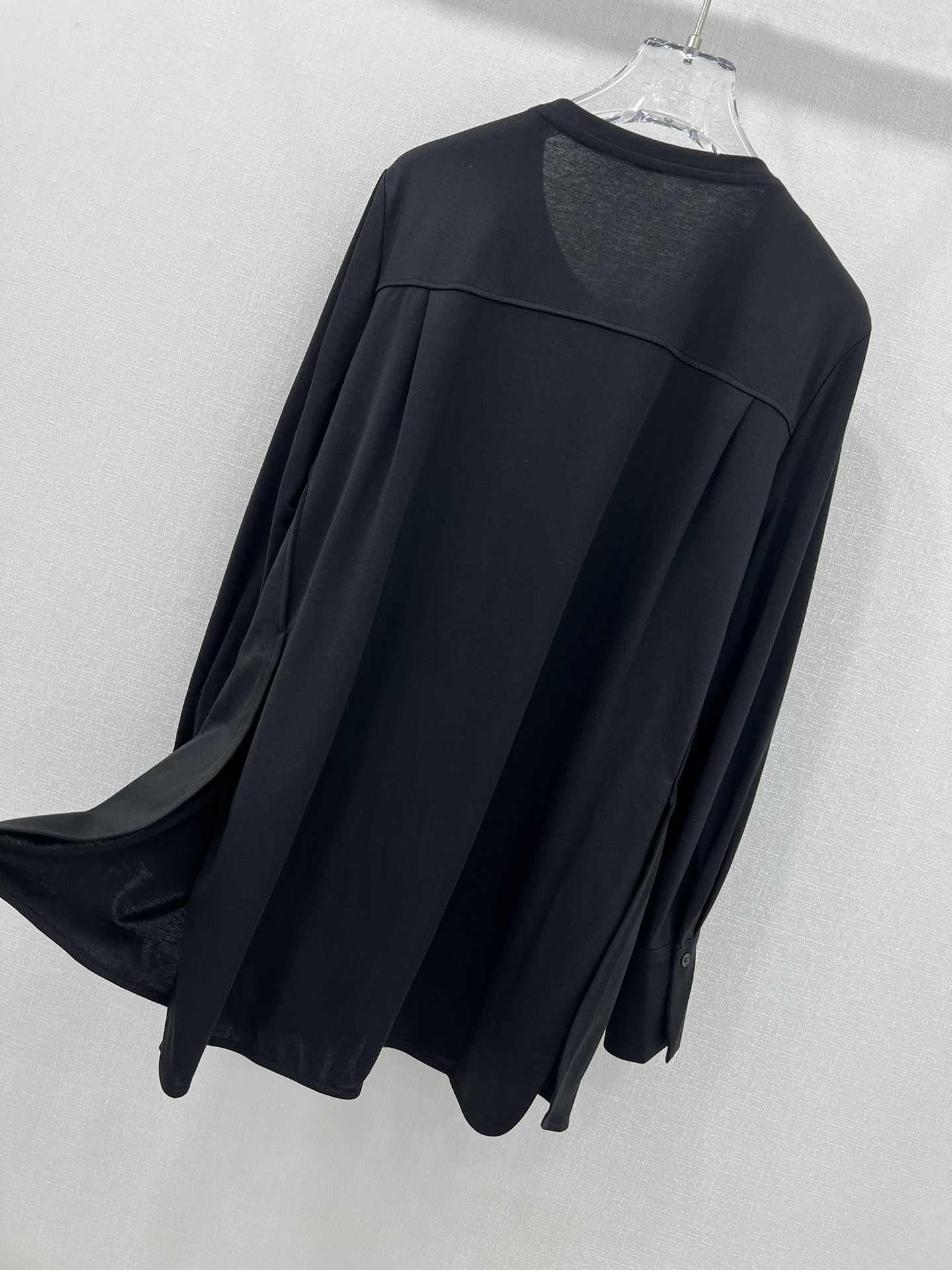 Stylish MM6 Women’s Suit: First-Rate, Hard-Core, Fall/Winter Collection, 24 Combinations - 图片 8