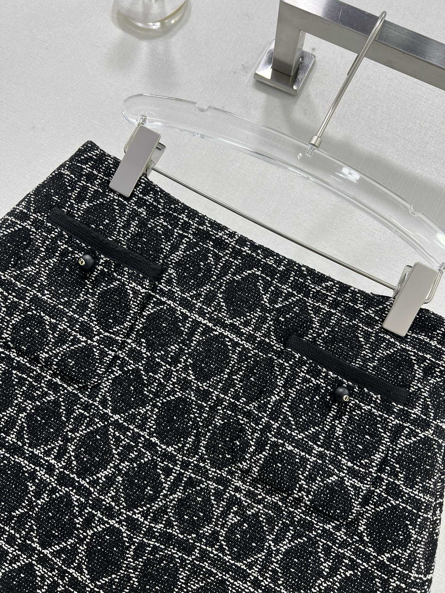 🔥🔥Dio* 25秋冬新款藤格提花半裙 经典戴妃藤格纹元素弥久珍藏，定制面料，漂亮的菱格图案，突显纹理感