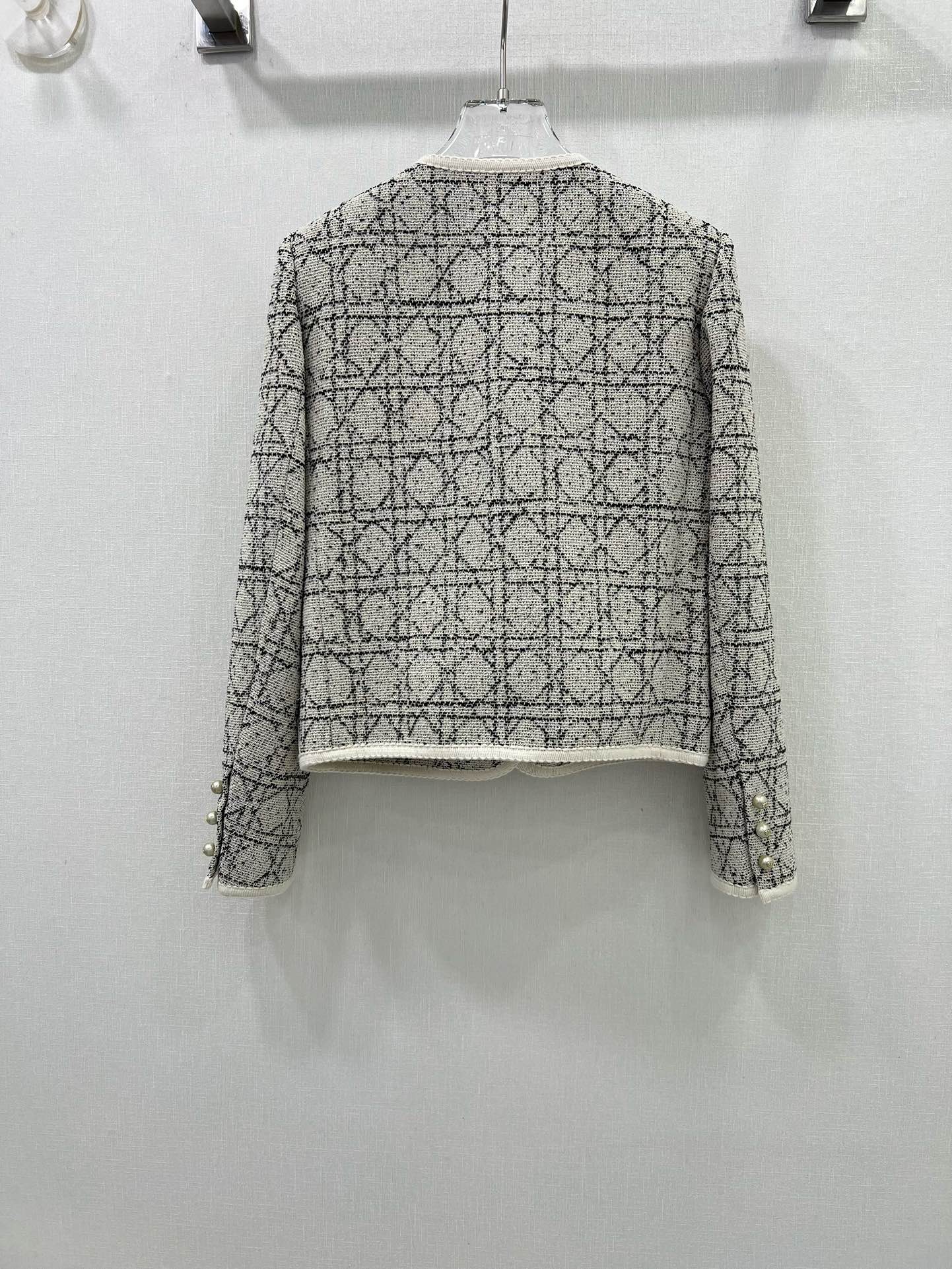 🔥🔥Dio* 25秋冬新款藤格外套 经典戴妃藤格纹元素弥久珍藏，定制面料，漂亮的菱格图案，突显纹理感简约