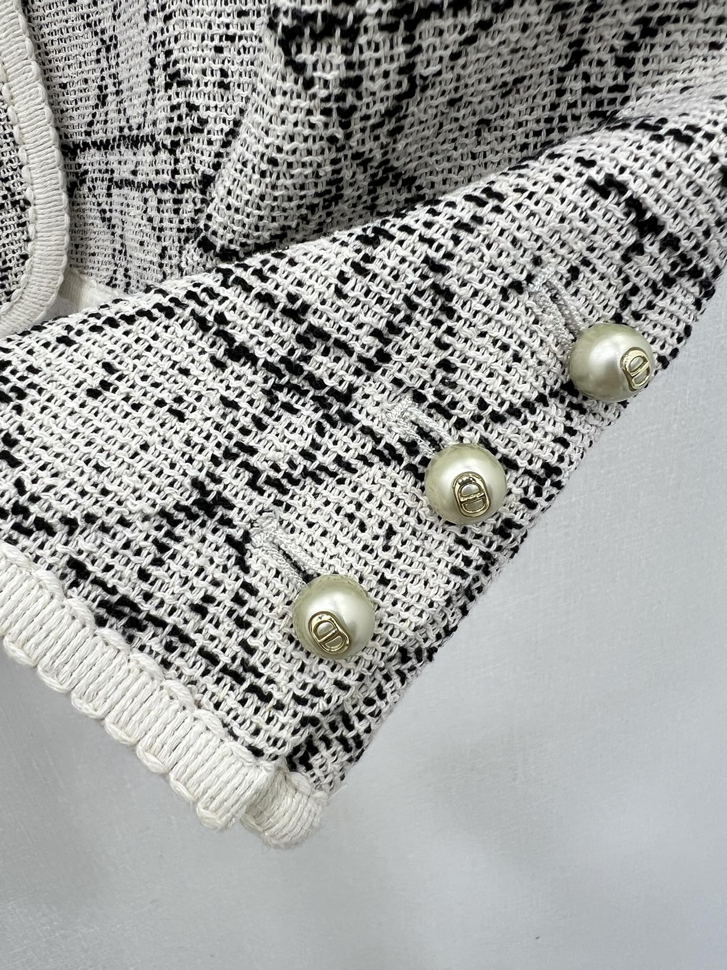 🔥🔥Dio* 25秋冬新款藤格外套 经典戴妃藤格纹元素弥久珍藏，定制面料，漂亮的菱格图案，突显纹理感简约