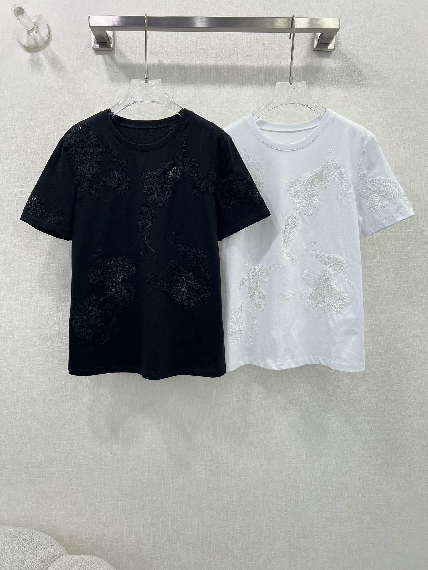 High-Quality Custom Original T-shirt with YB Slash Design and Bulletproof Cotton - 图片 9