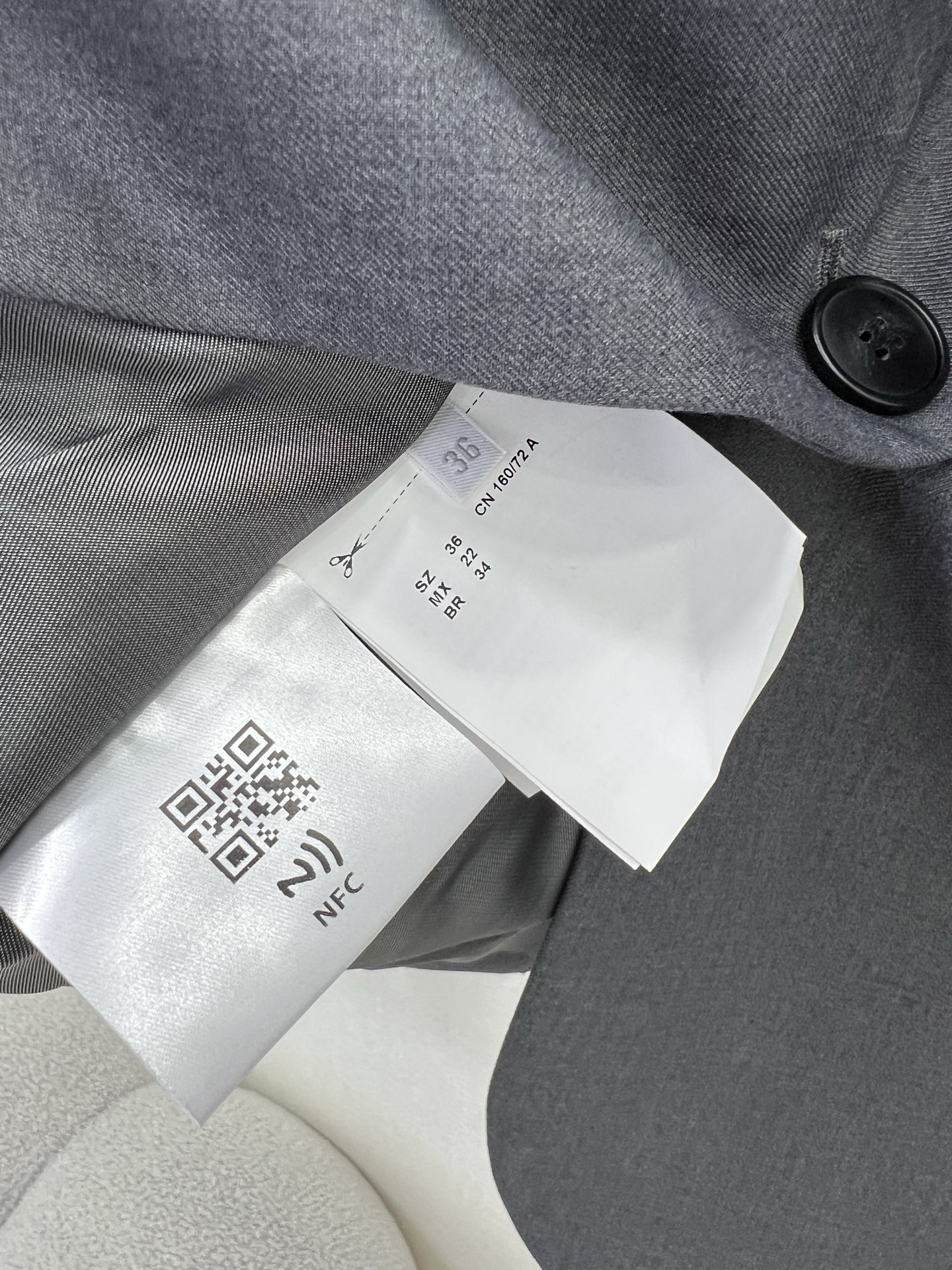 🔥🔥miumi*25新款新款缪假两件西装外套  高级老钱风配色 少女知识分子时髦风穿搭！老钱风假两件西装