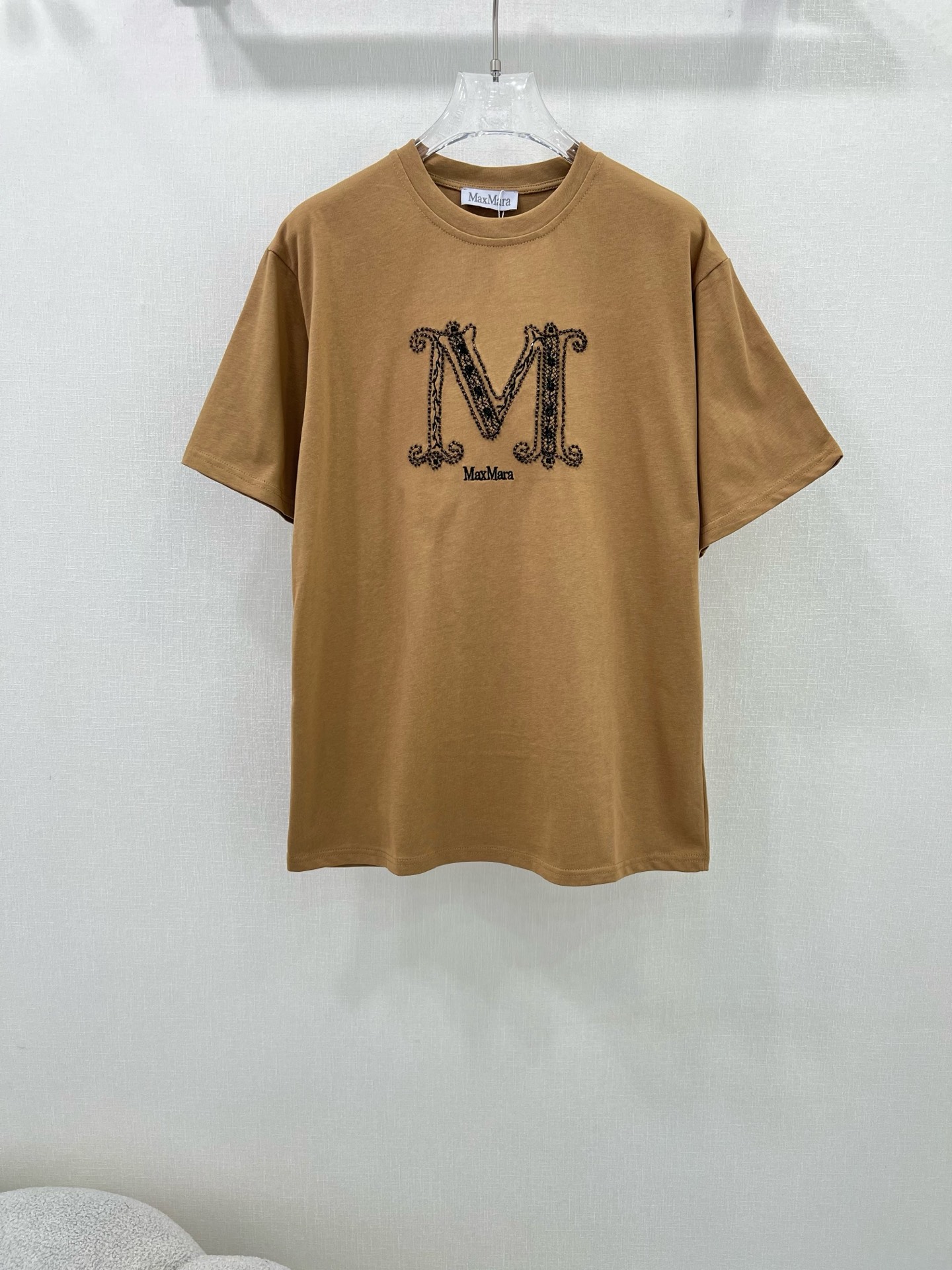 Max Mara P357 Dress: Stylish T-Shirt Pack with M-Letter Nail Embroidery for Summer Men