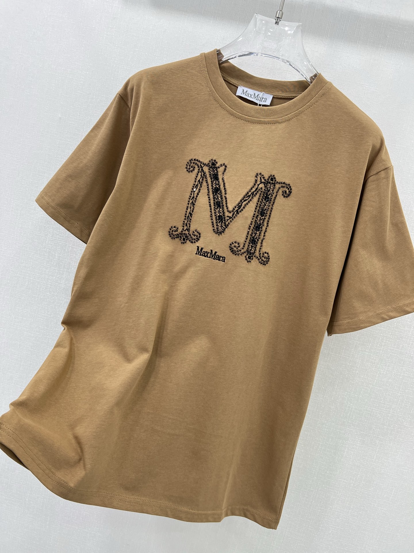 Max Mara P357 Dress: Stylish T-Shirt Pack with M-Letter Nail Embroidery for Summer Men - 图片 6
